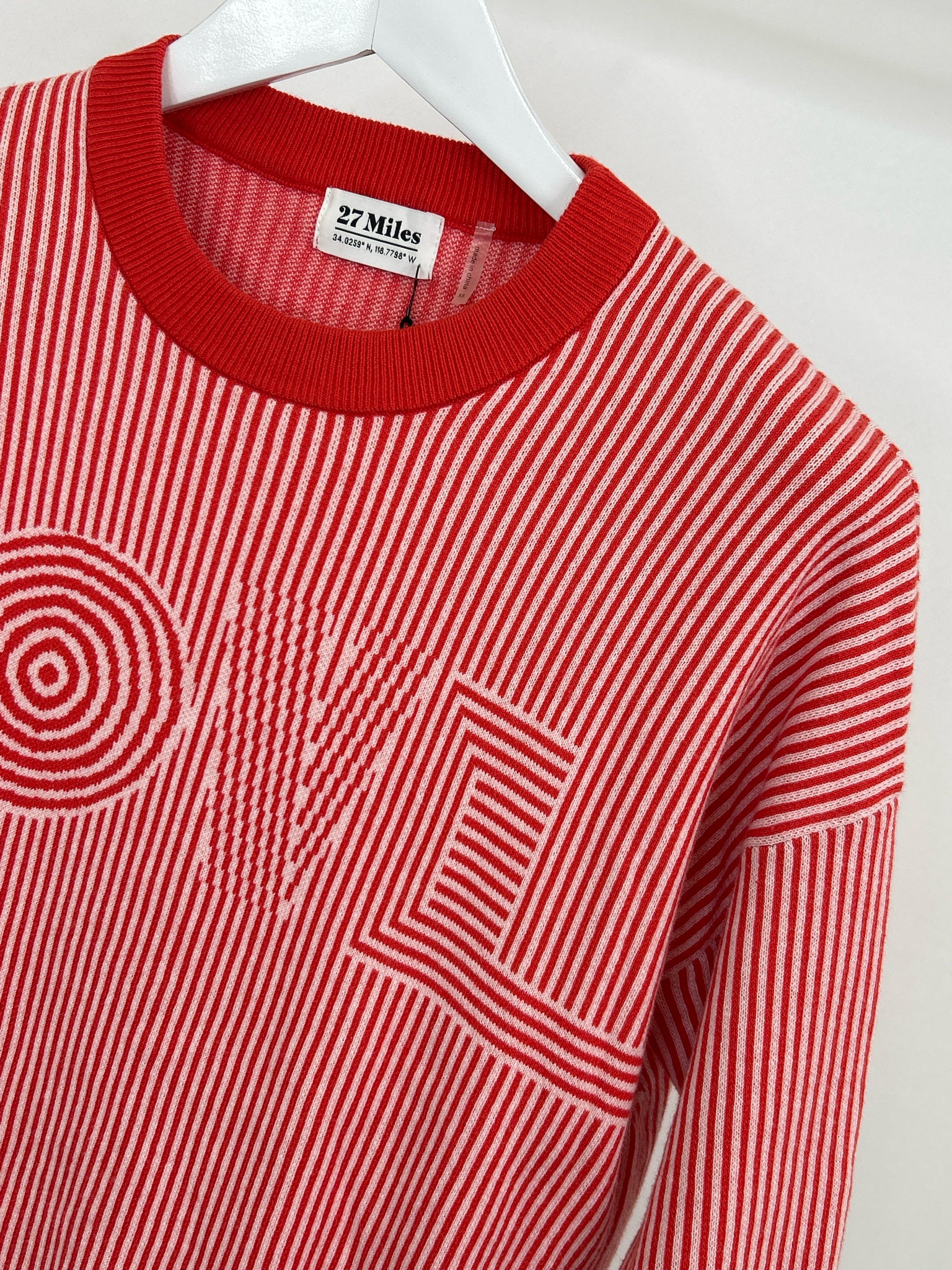 27 MILES Size XS red & white Women Sweater