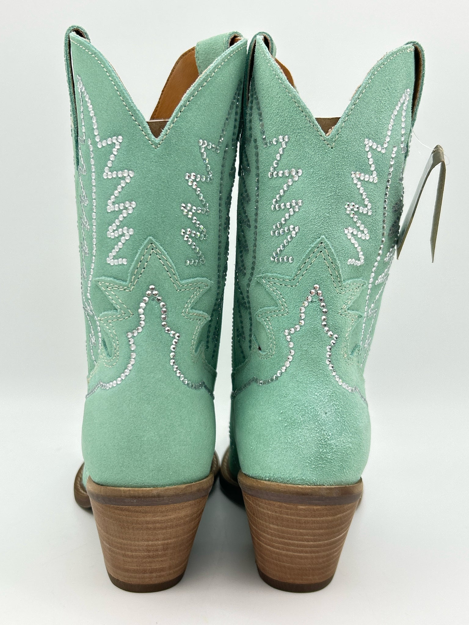 DINGO Size 8.5M MINT Women Boots