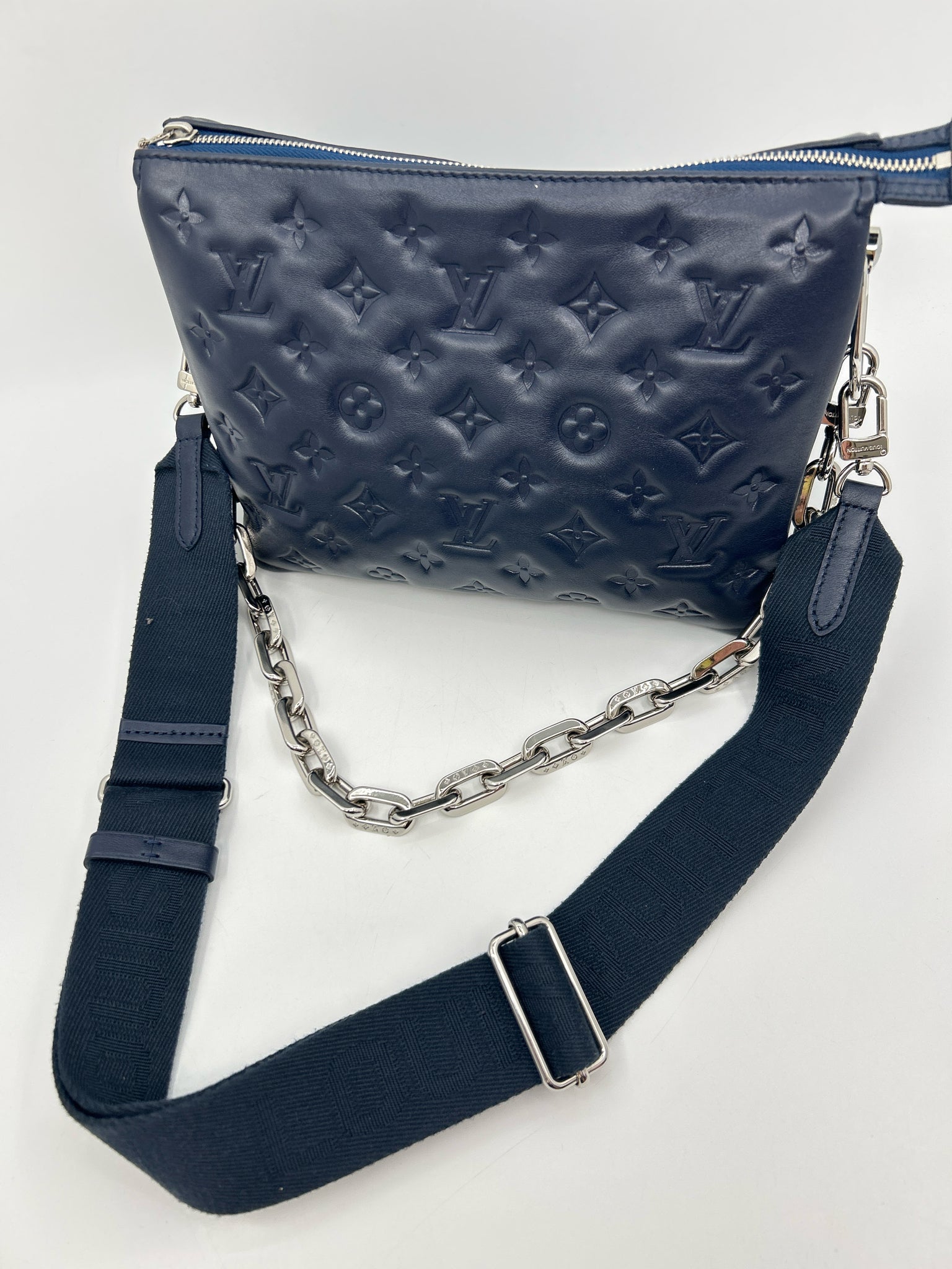 LOUIS VUITTON Navy Women Purse