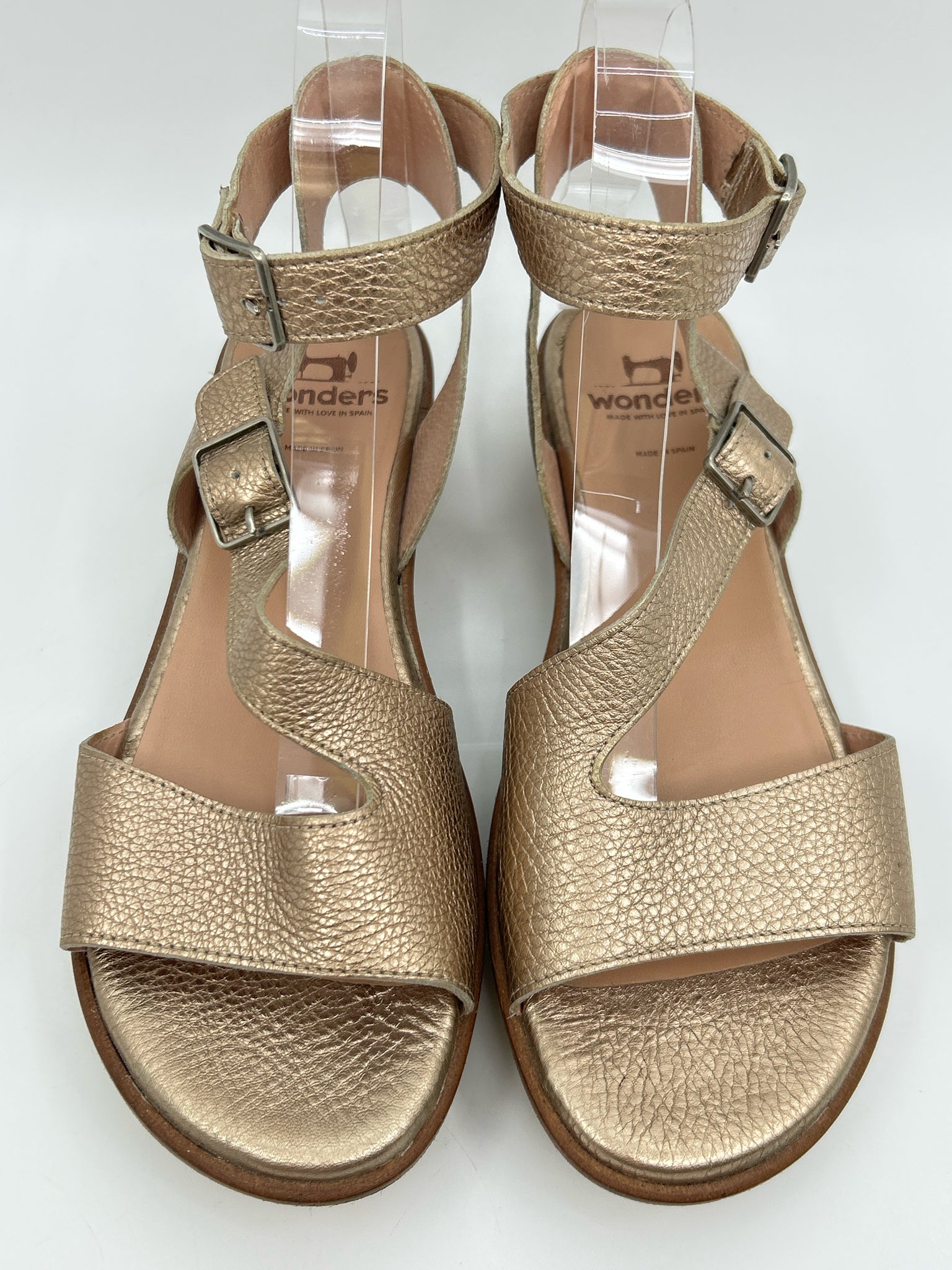 Wonders Size 40 Gold Women Sandal