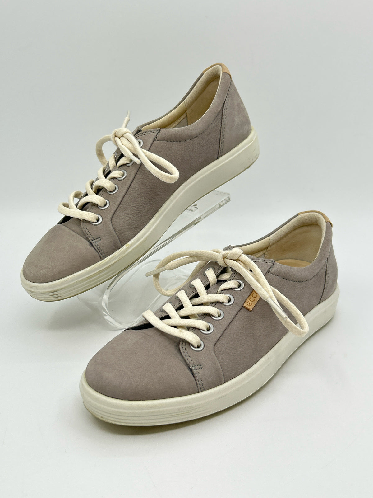 ECCO Size 6/6.5 Grey Women Sneakers