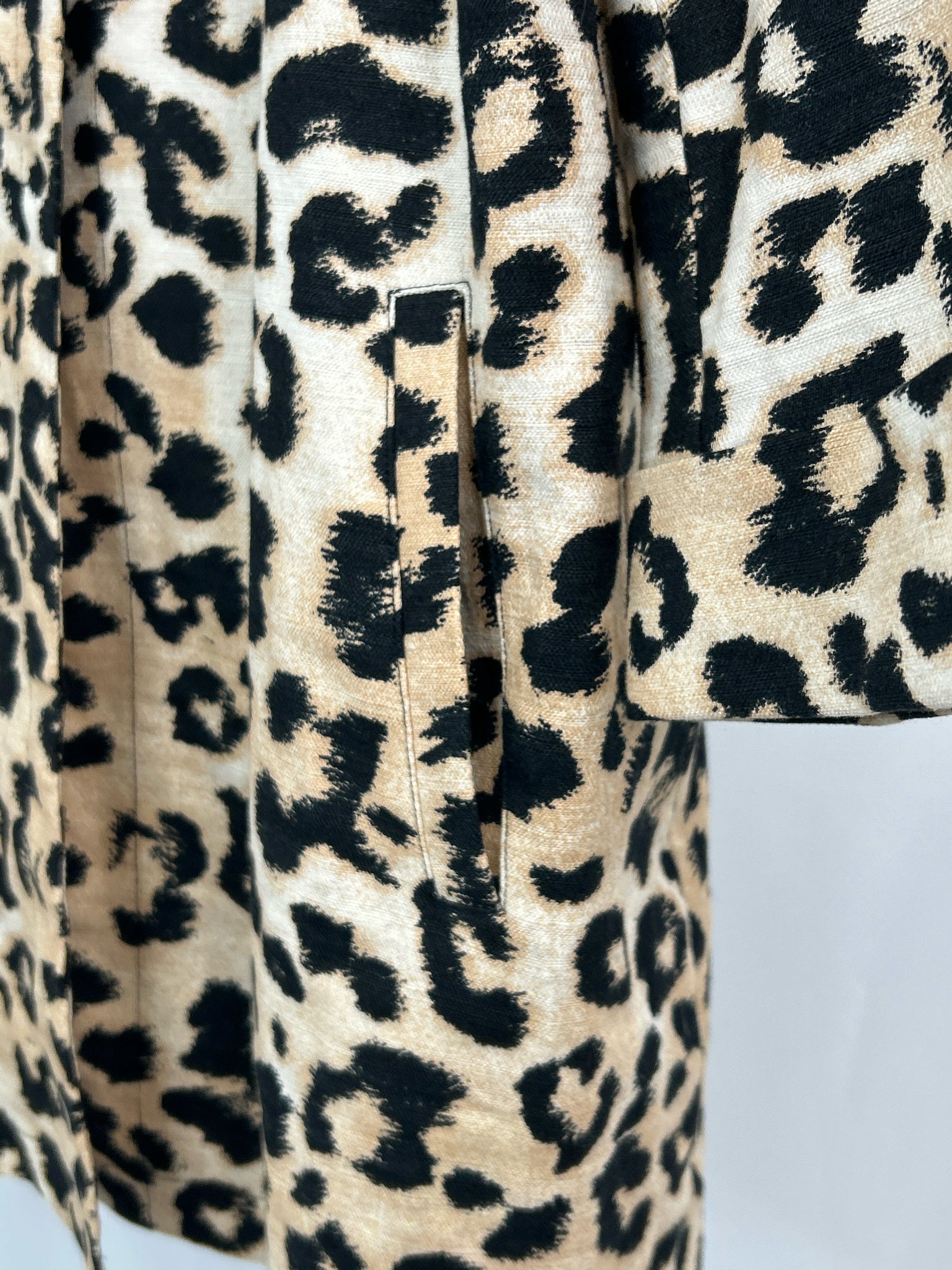 CHICO'S Size 16/18 BEIGE AND BLACK Women Jacket