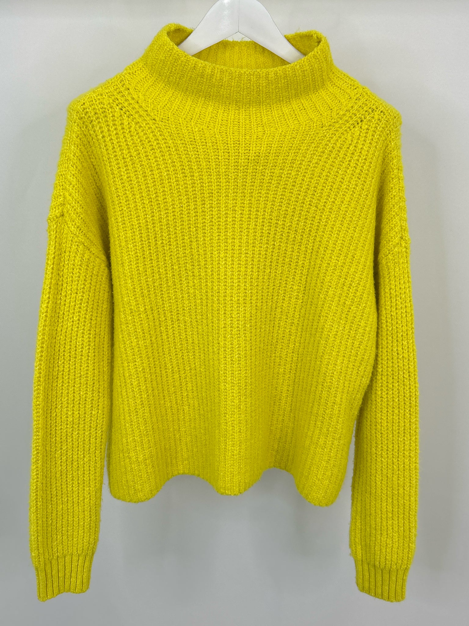 ANTHROPOLOGIE Size M Yellow Women Sweater
