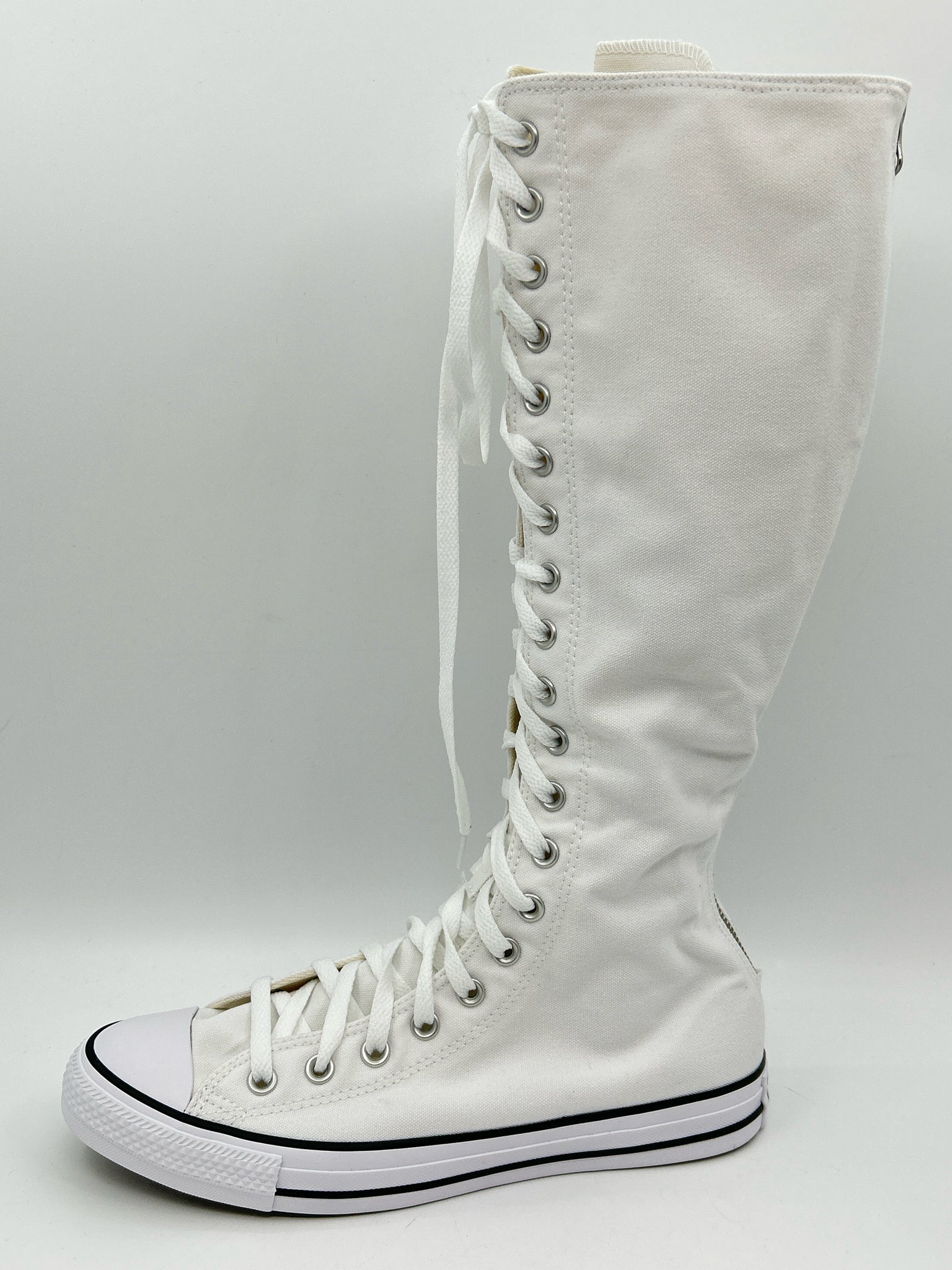 CONVERSE Size 10 White Women Sneakers NIB