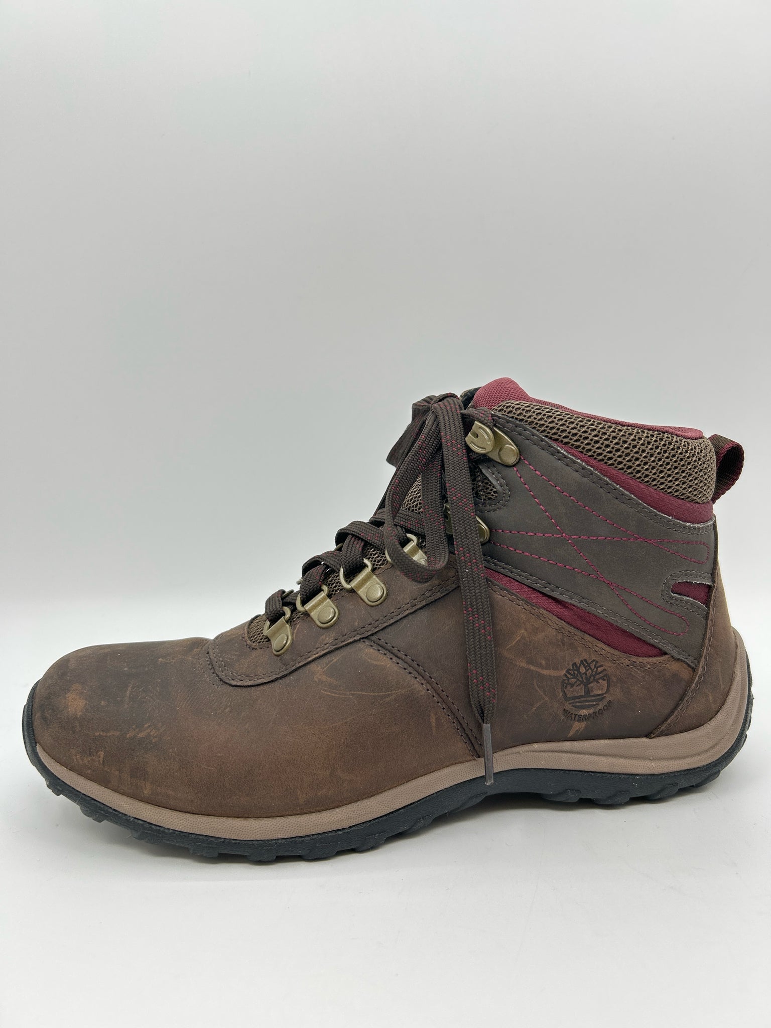 TIMBERLAND Size 9.5 Brown and Red Women Boots