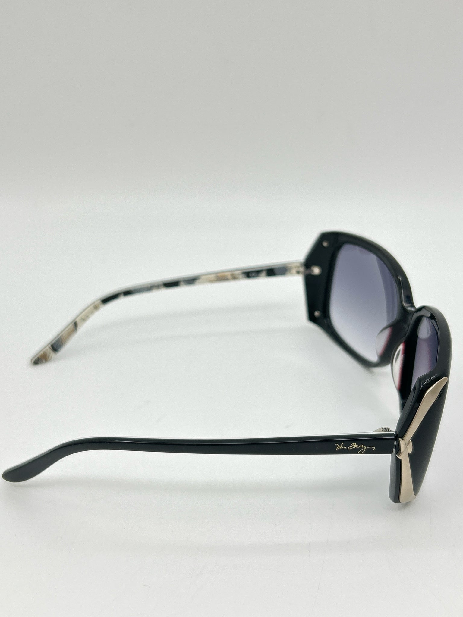 VERA BRADLEY Black Sunglasses