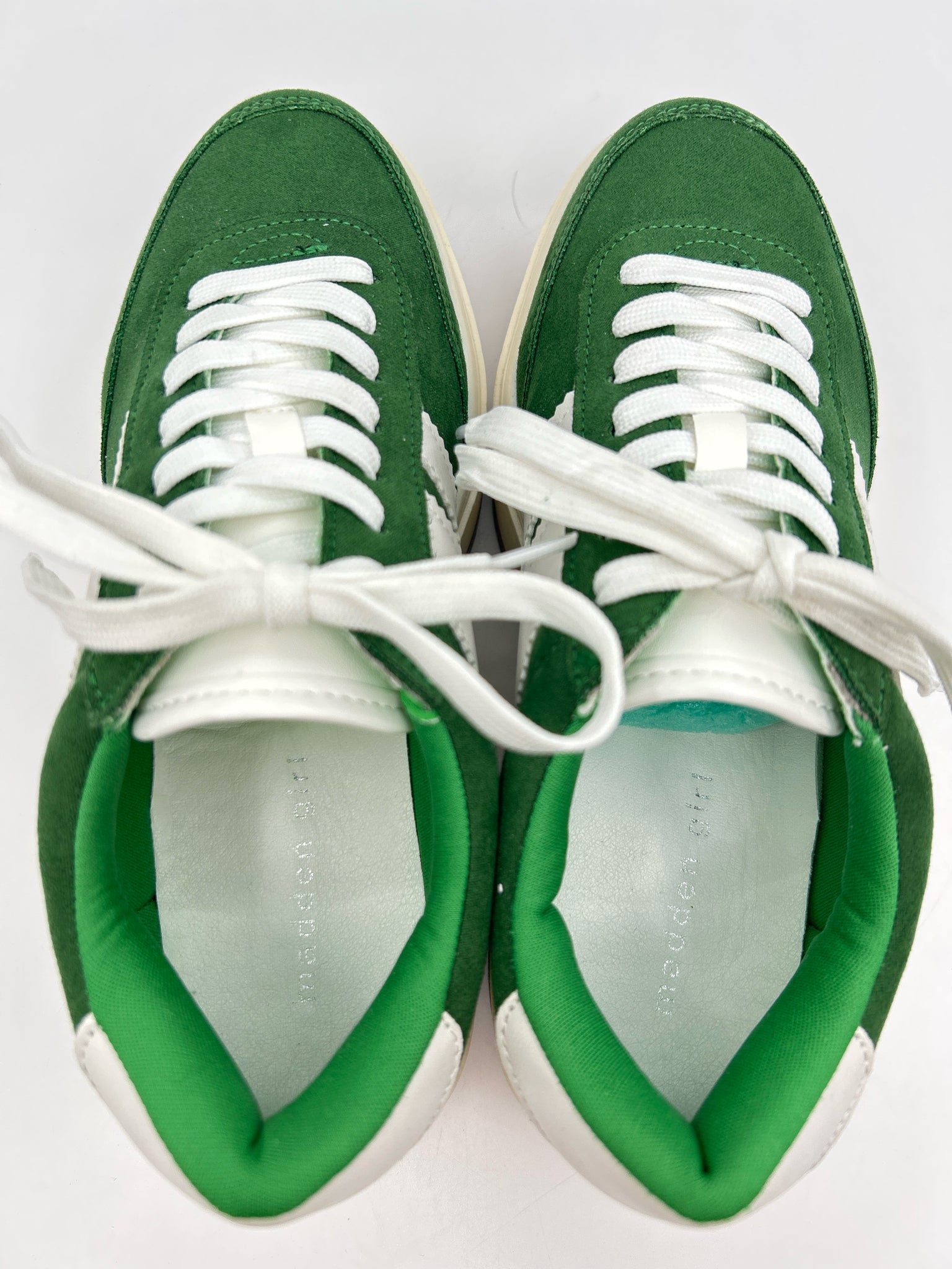 MADDEN GIRL Size 8M Green & White Women Sneakers