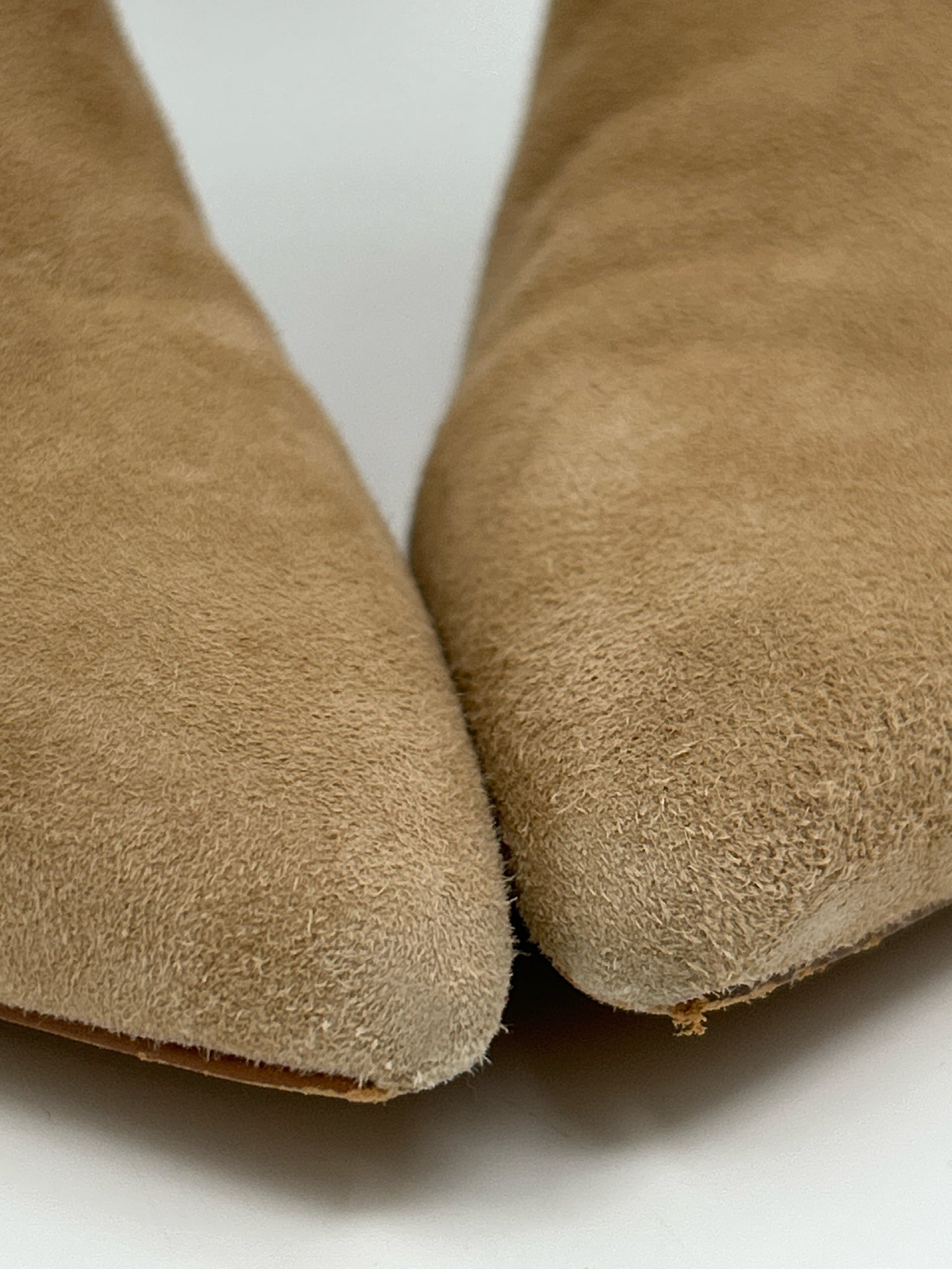 VINCE CAMUTO Size 7.5M Beige Women Booties