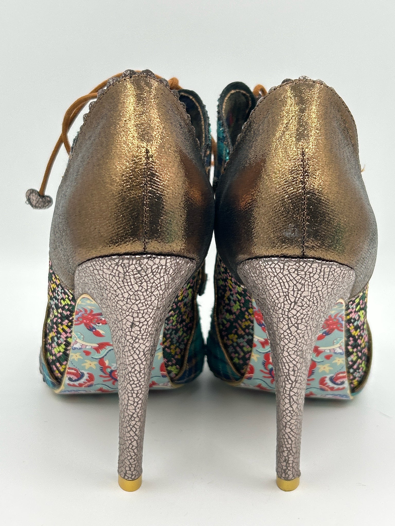IRREGULAR CHOICE Size 10 Black Print Women Pumps