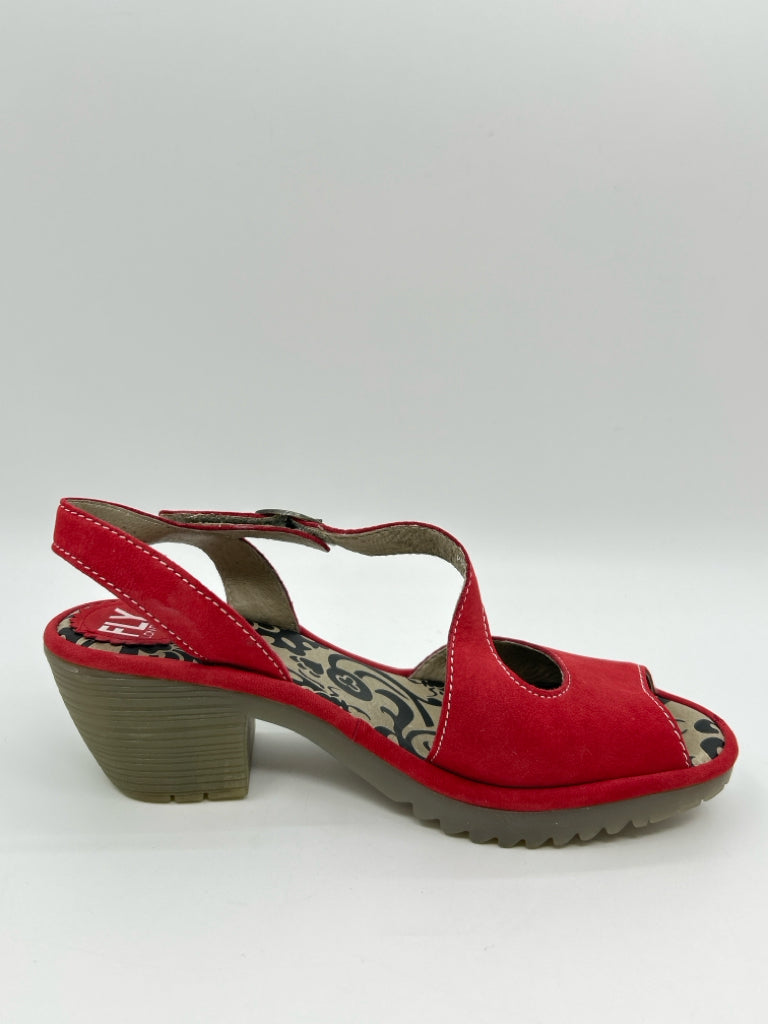 FLY LONDON EU Size 37, US Size 7 Red Cupido Sandal