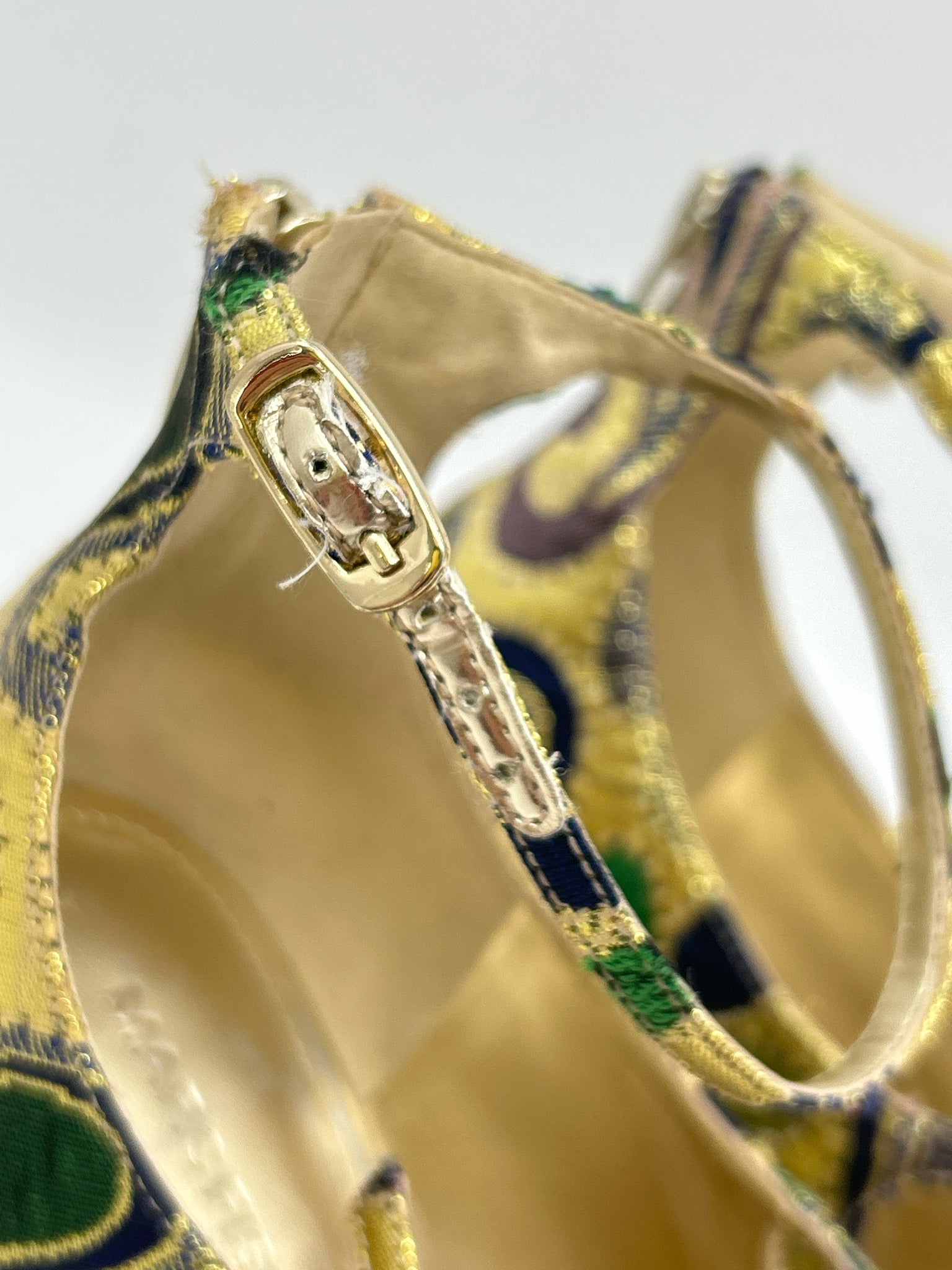 MARC FISHER Size 11M gold metallic Women Pumps