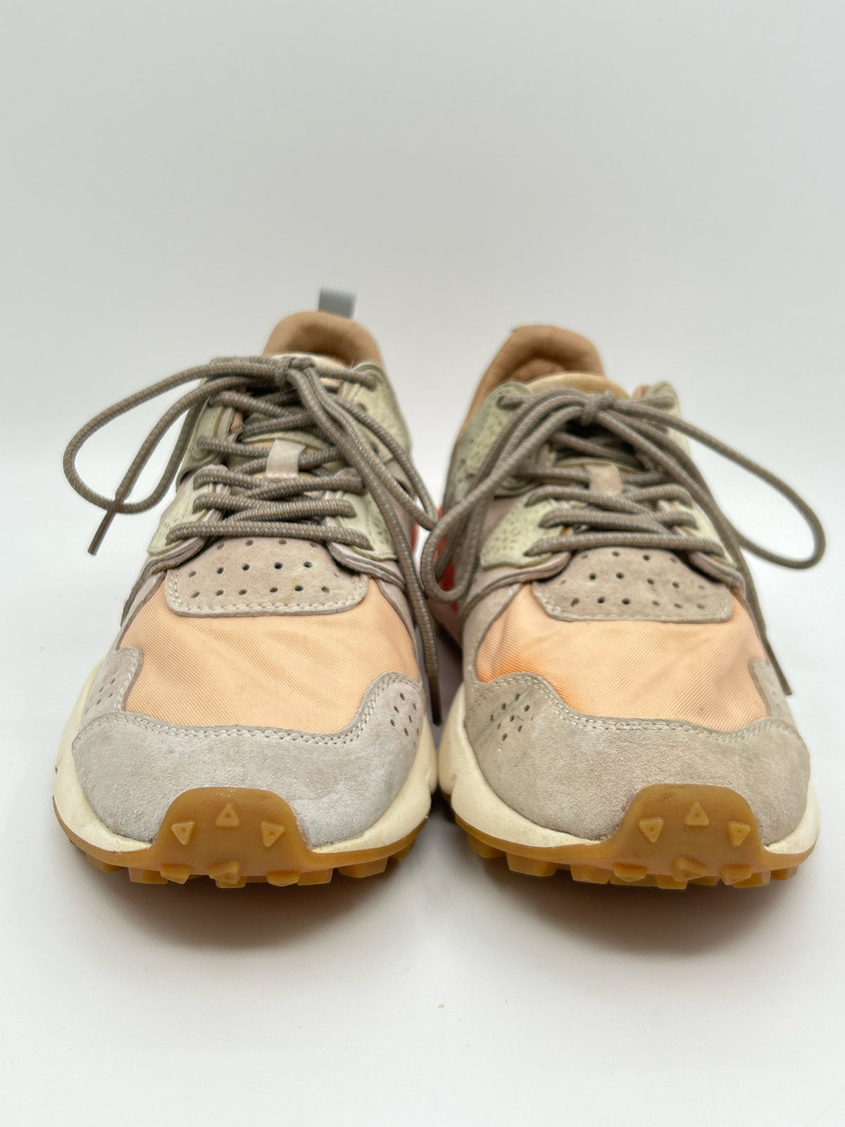 Flower Mountain Size 7 Peach and Grey Women Sneakers