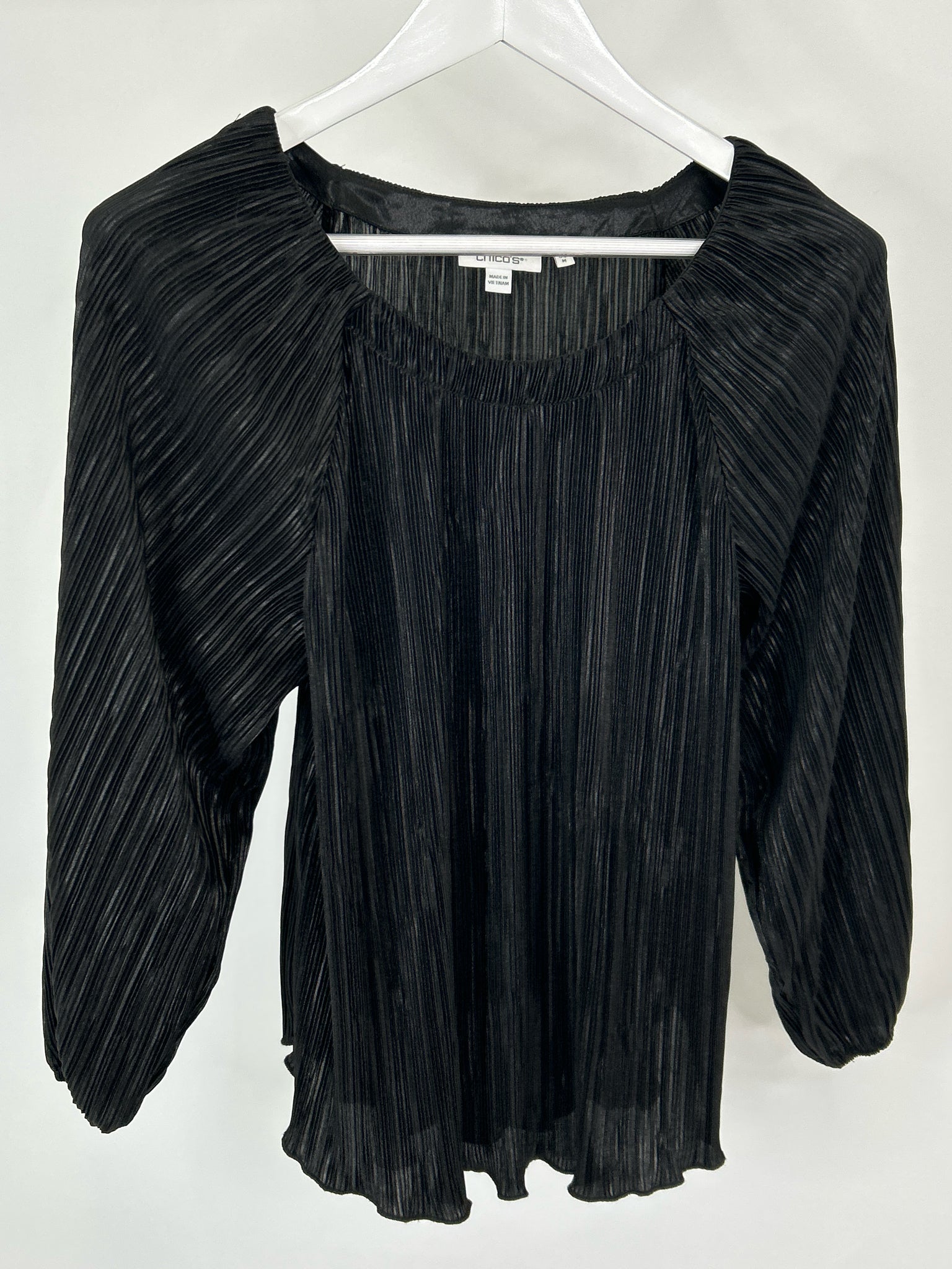 CHICO'S NWT Size M Black Women Top
