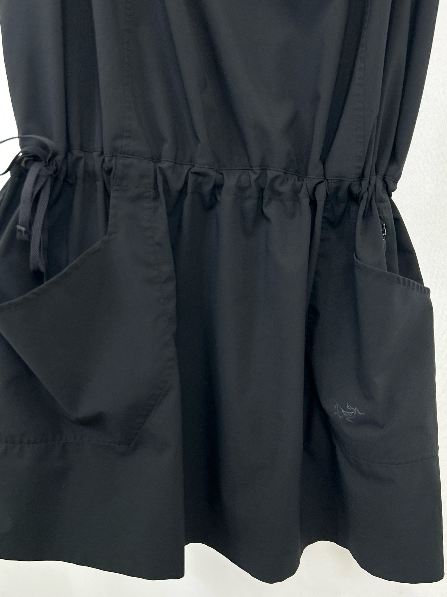 ARC'TERYX Size XL Black Women Dress