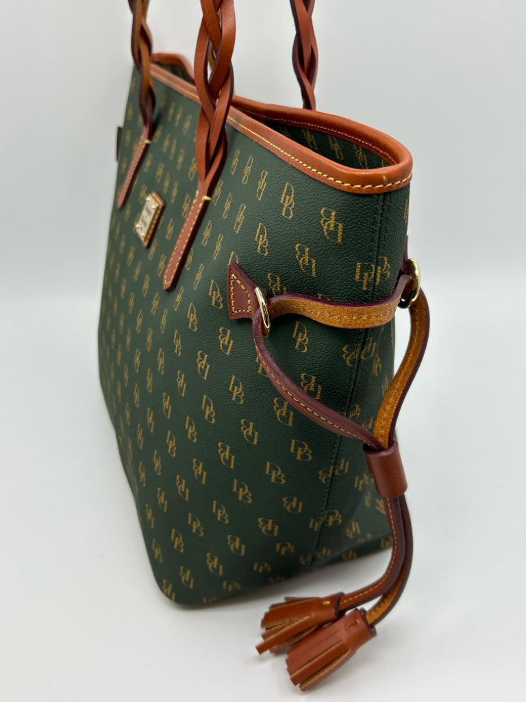 DOONEY & BOURKE NWT Green Print Women's Tote