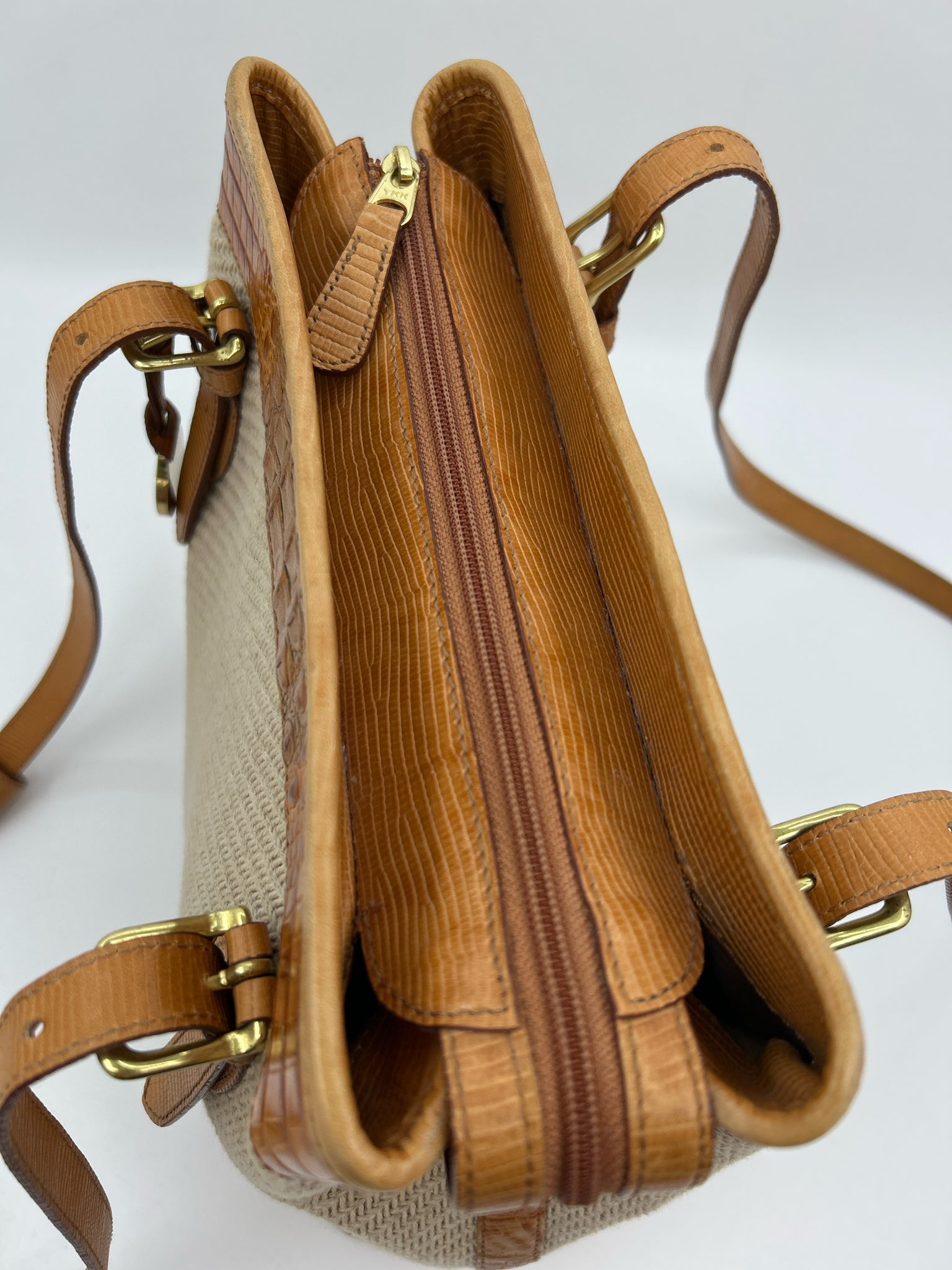 BRAHMIN Natural Women Purse