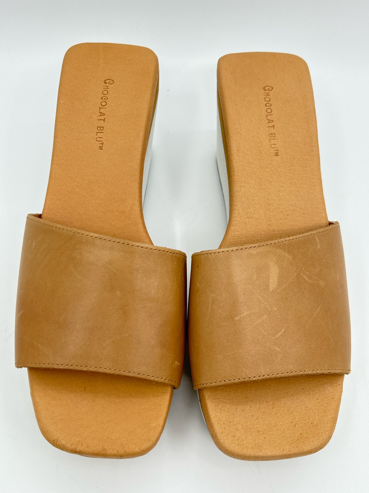 CHOCOLAT BLU Size 39/8 Beige Women Sandal