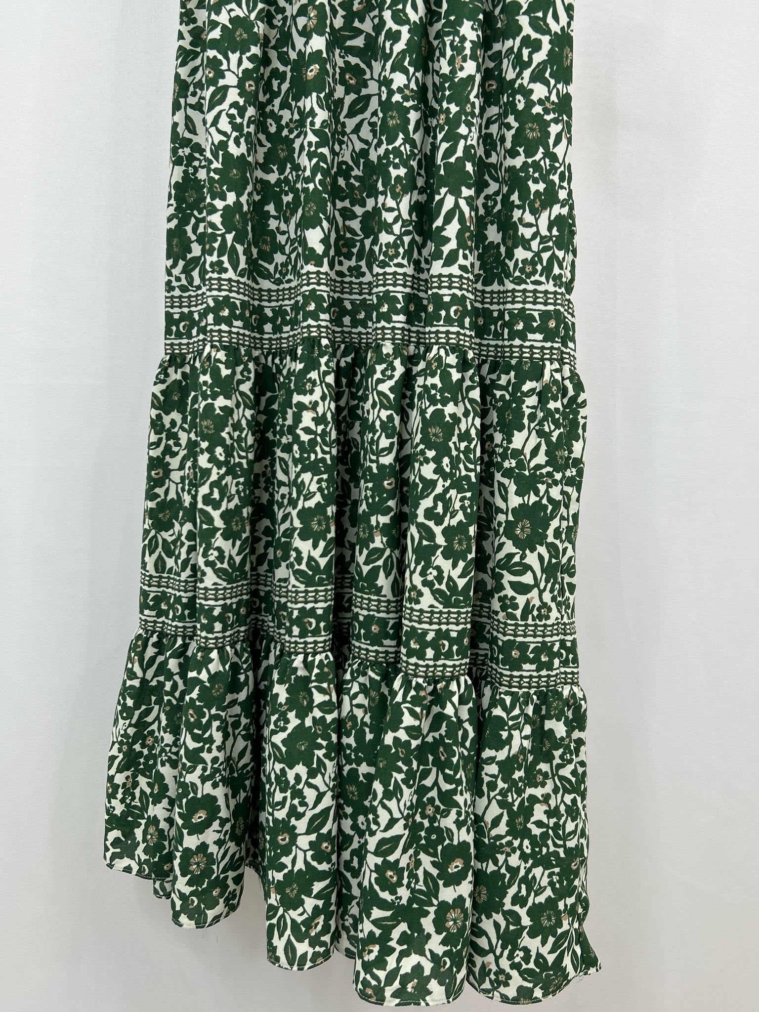 MAX STUDIO Size S GREEN & WHITE Women Dress