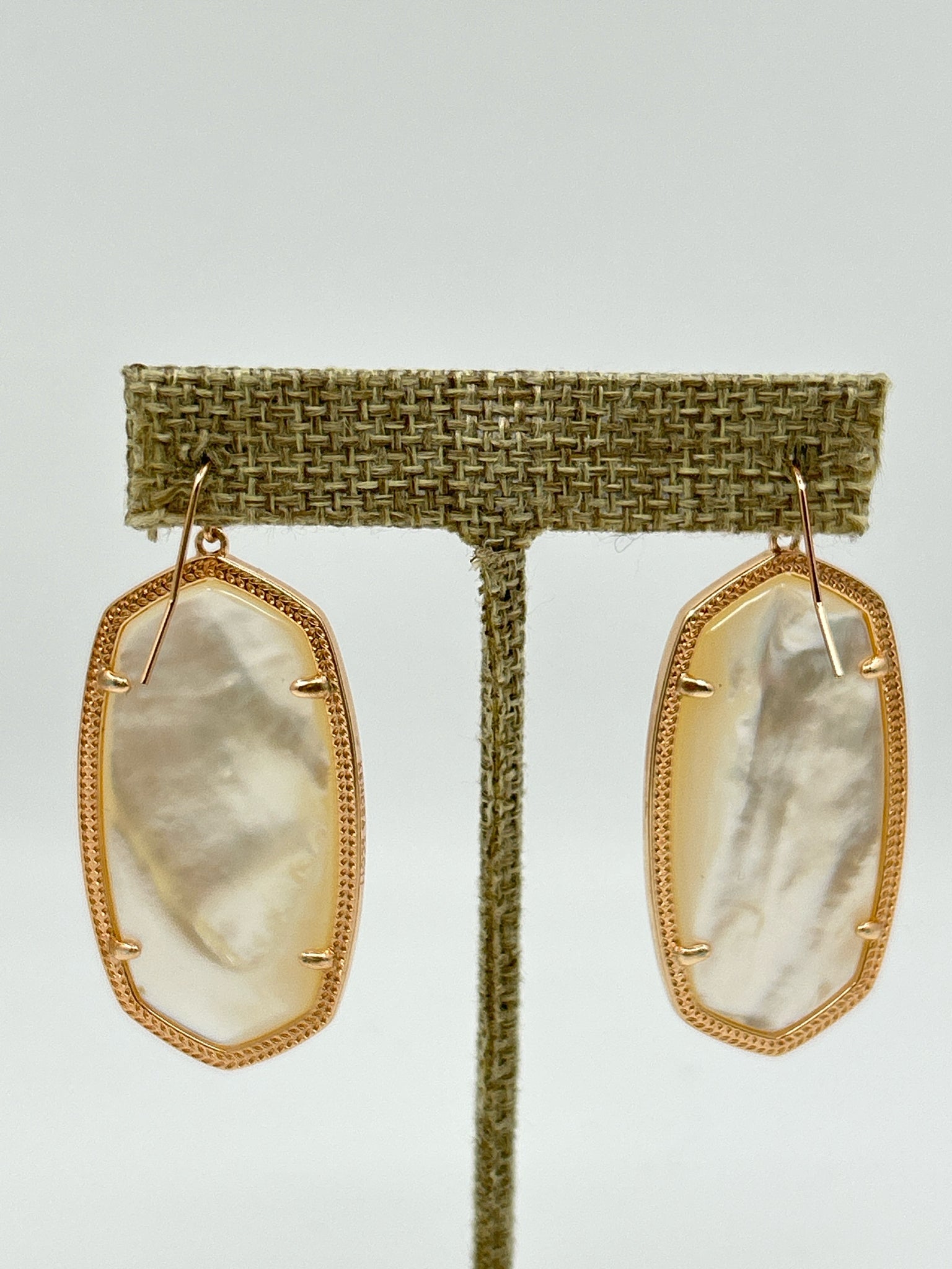 KENDRA SCOTT Gold Earrings