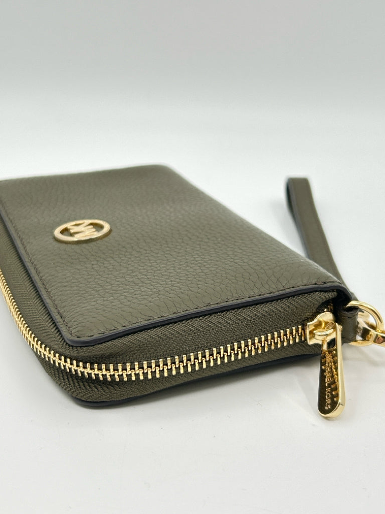 MICHAEL KORS ARMY GREEN Wallet