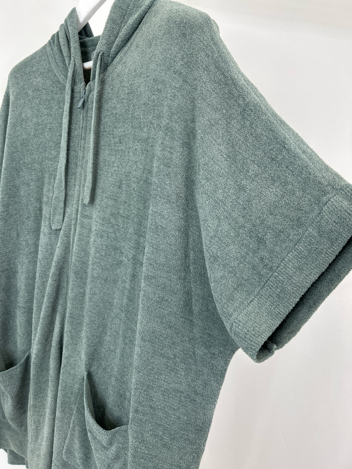 BAREFOOT DREAMS Size L/XL Green Women Hoodie