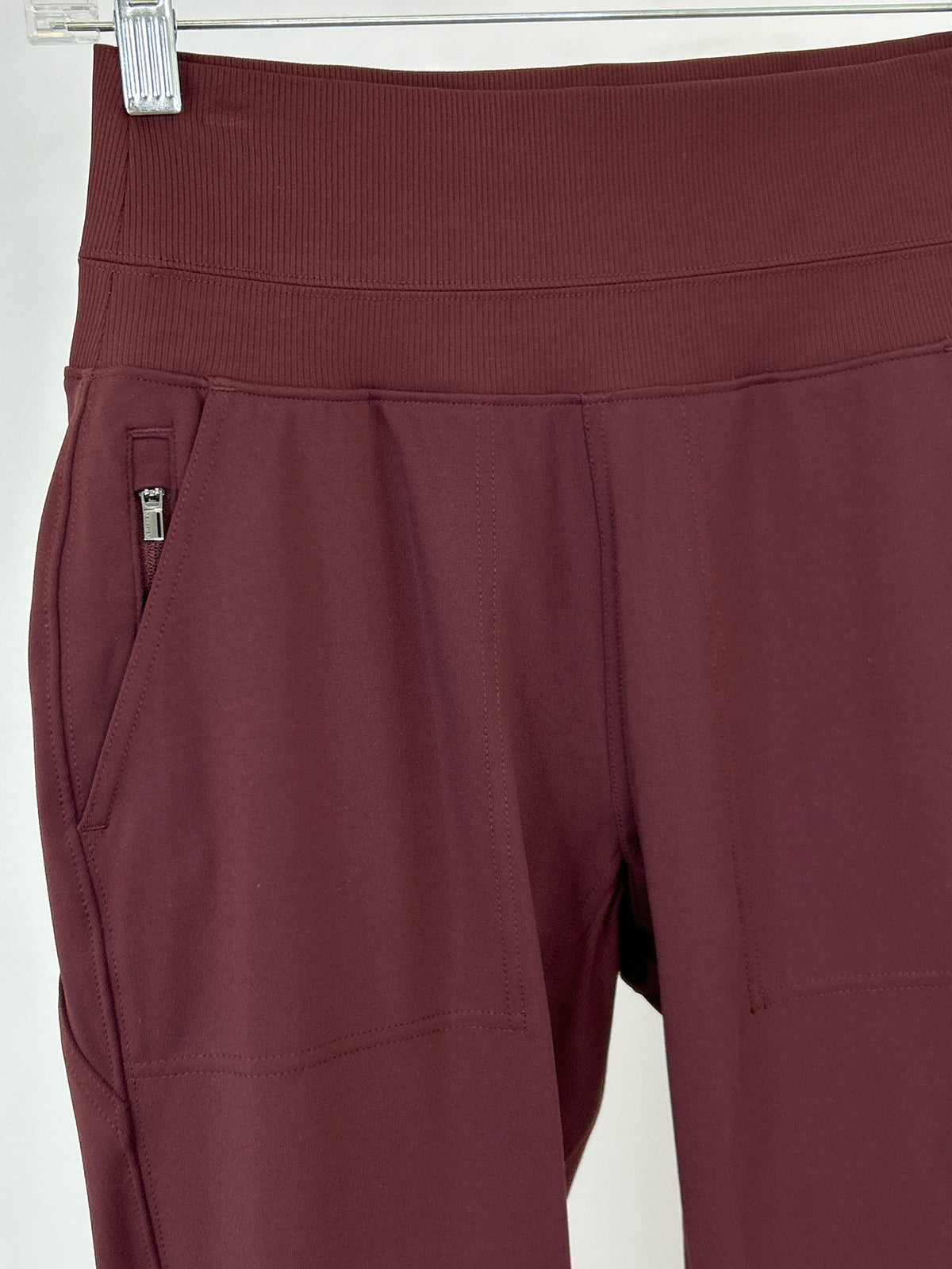 ATHLETA Size XS Burgundy Women Pants