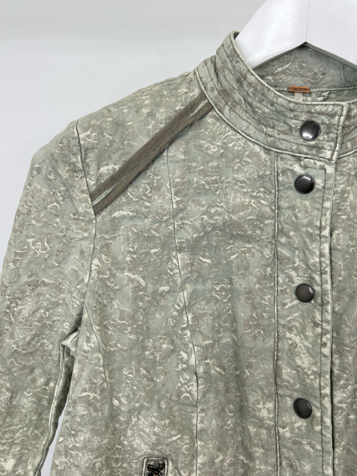 FREE PEOPLE Size 4 Champagne Women Jacket