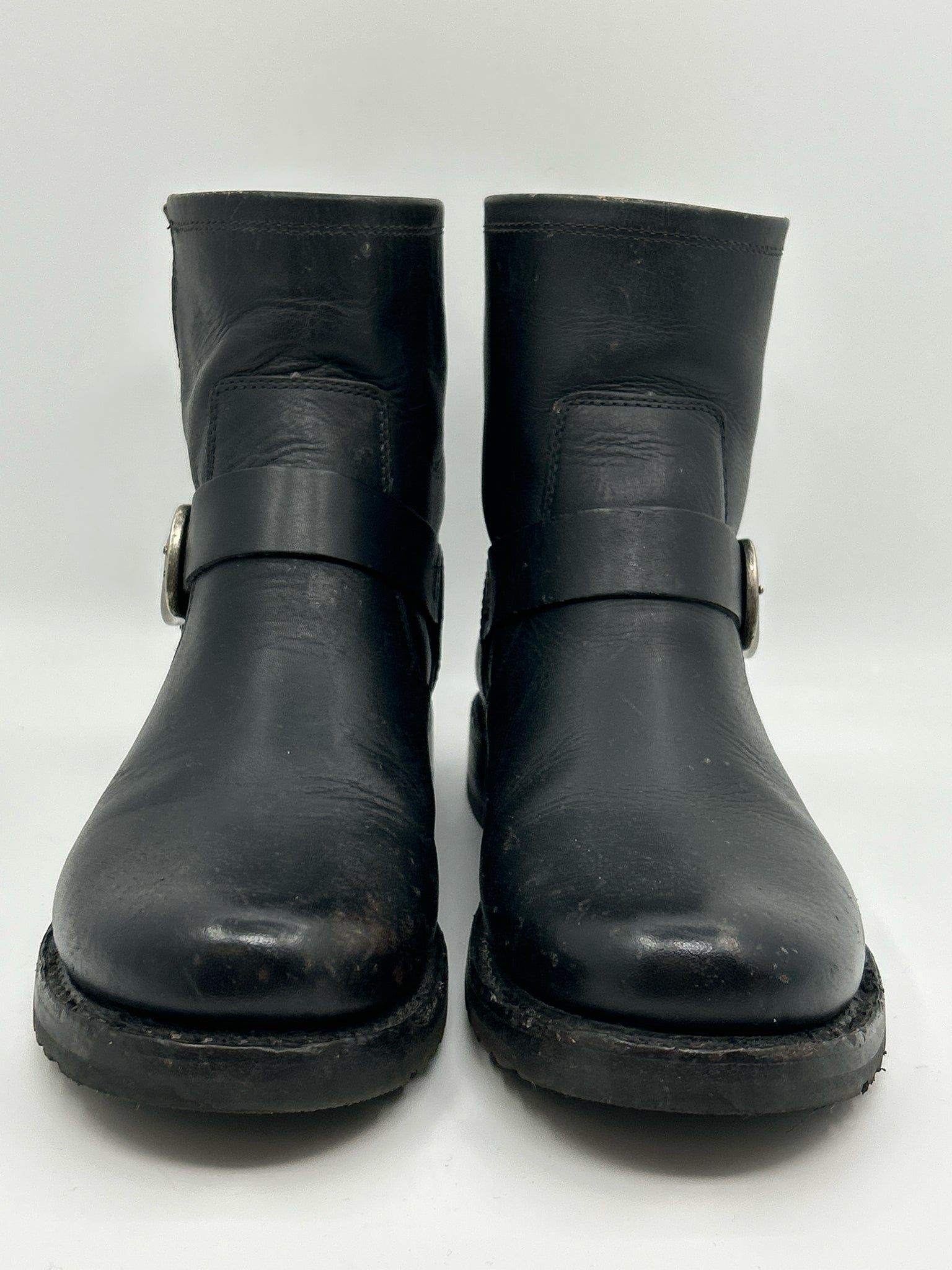FRYE Size 8.5B Black Women Booties