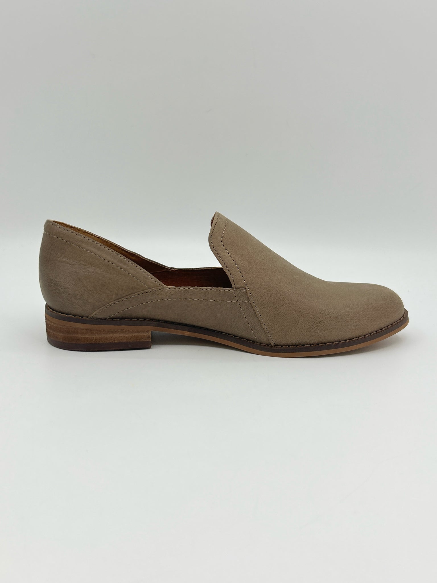 LUCKY BRAND Size 7M Taupe Women Loafer