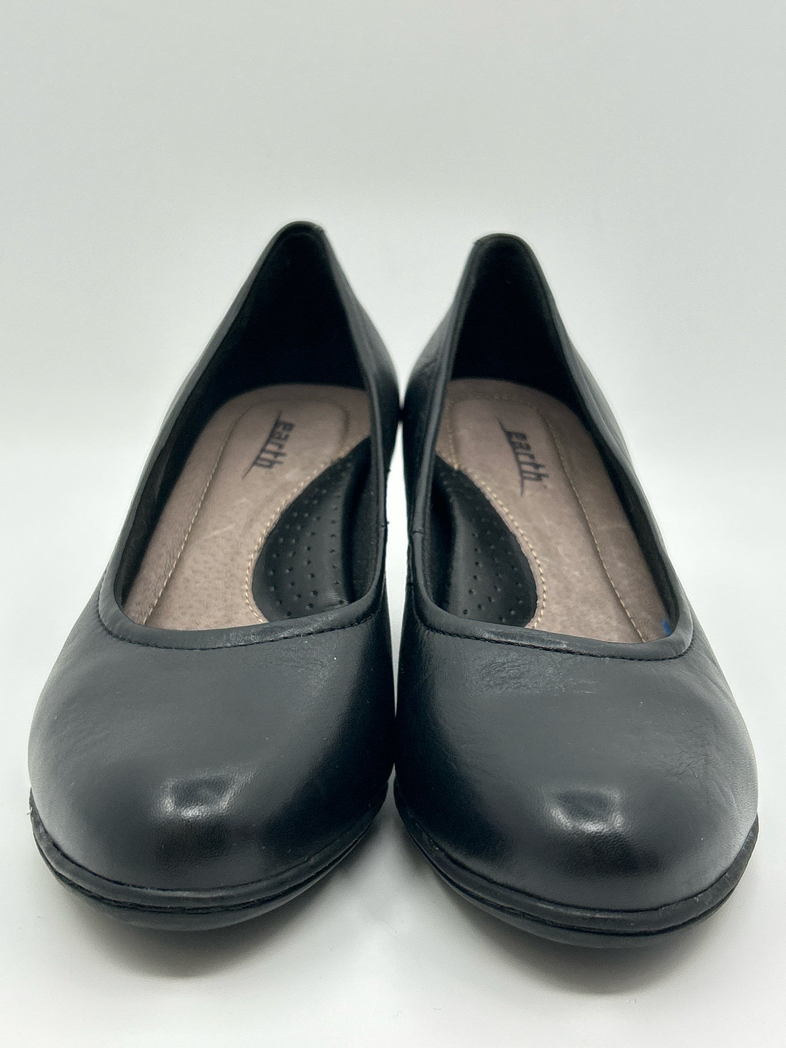 EARTH Size 7B Black Women Pumps