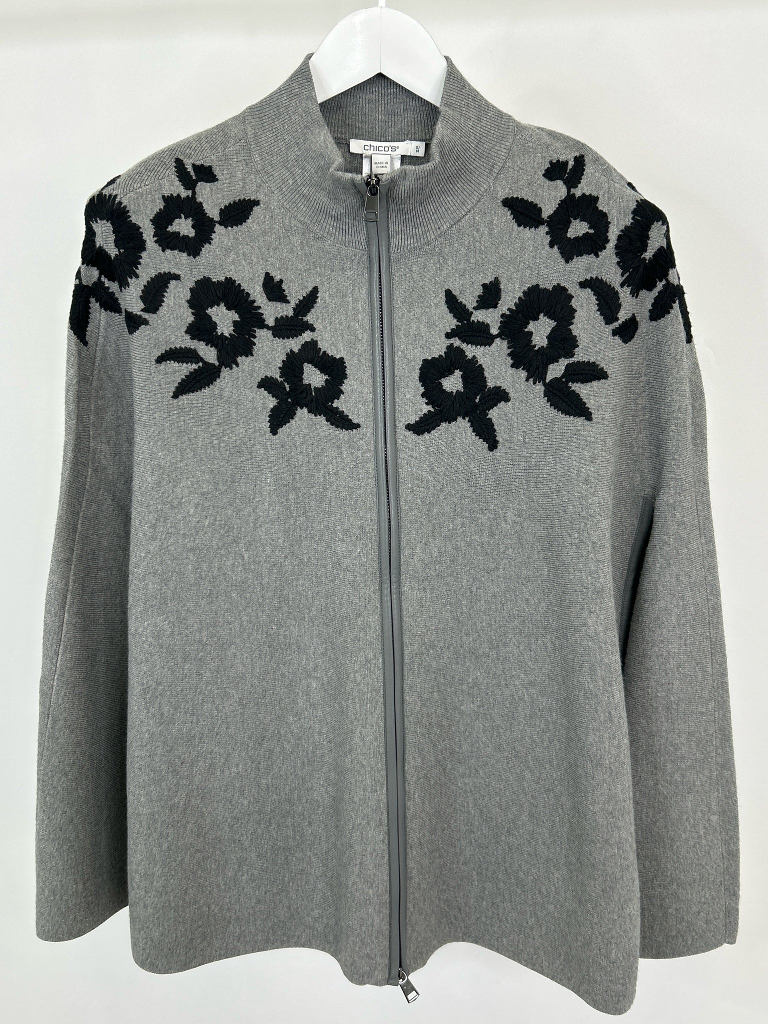 CHICO'S Size S/M Gray Women Cape