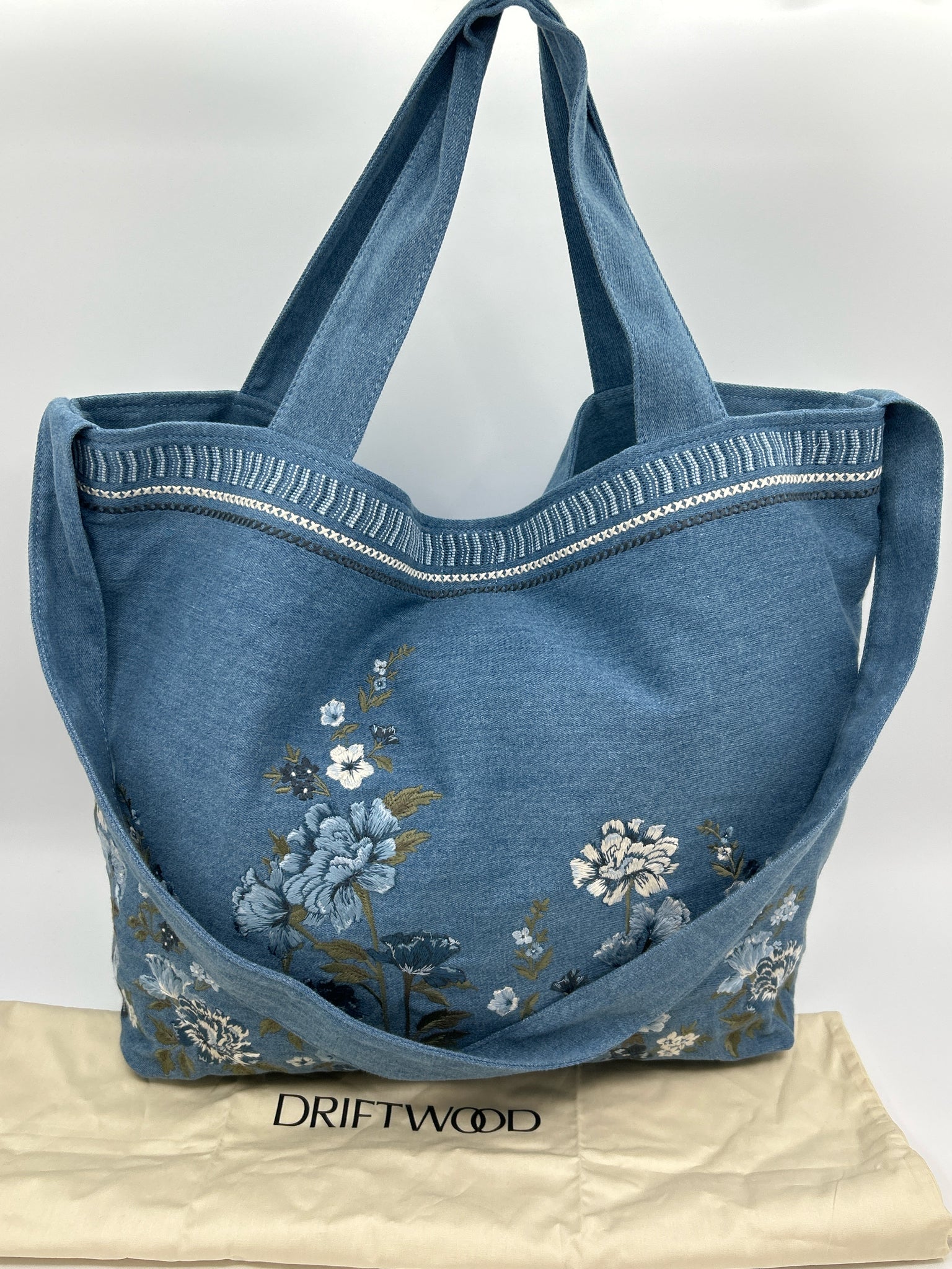 DRIFTWOOD Blue floral Women Tote