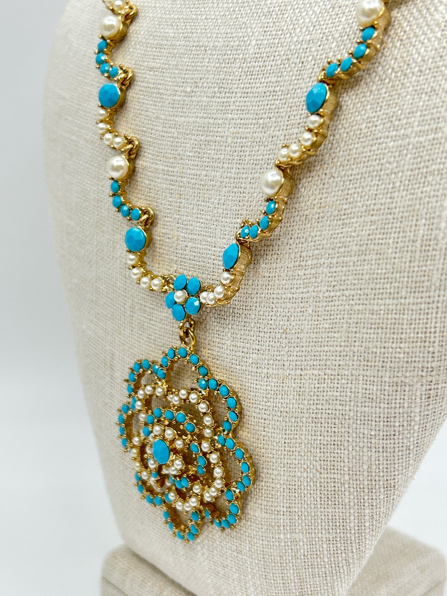 SUZANNE SOMERS Gold and Blue Jewelry Set