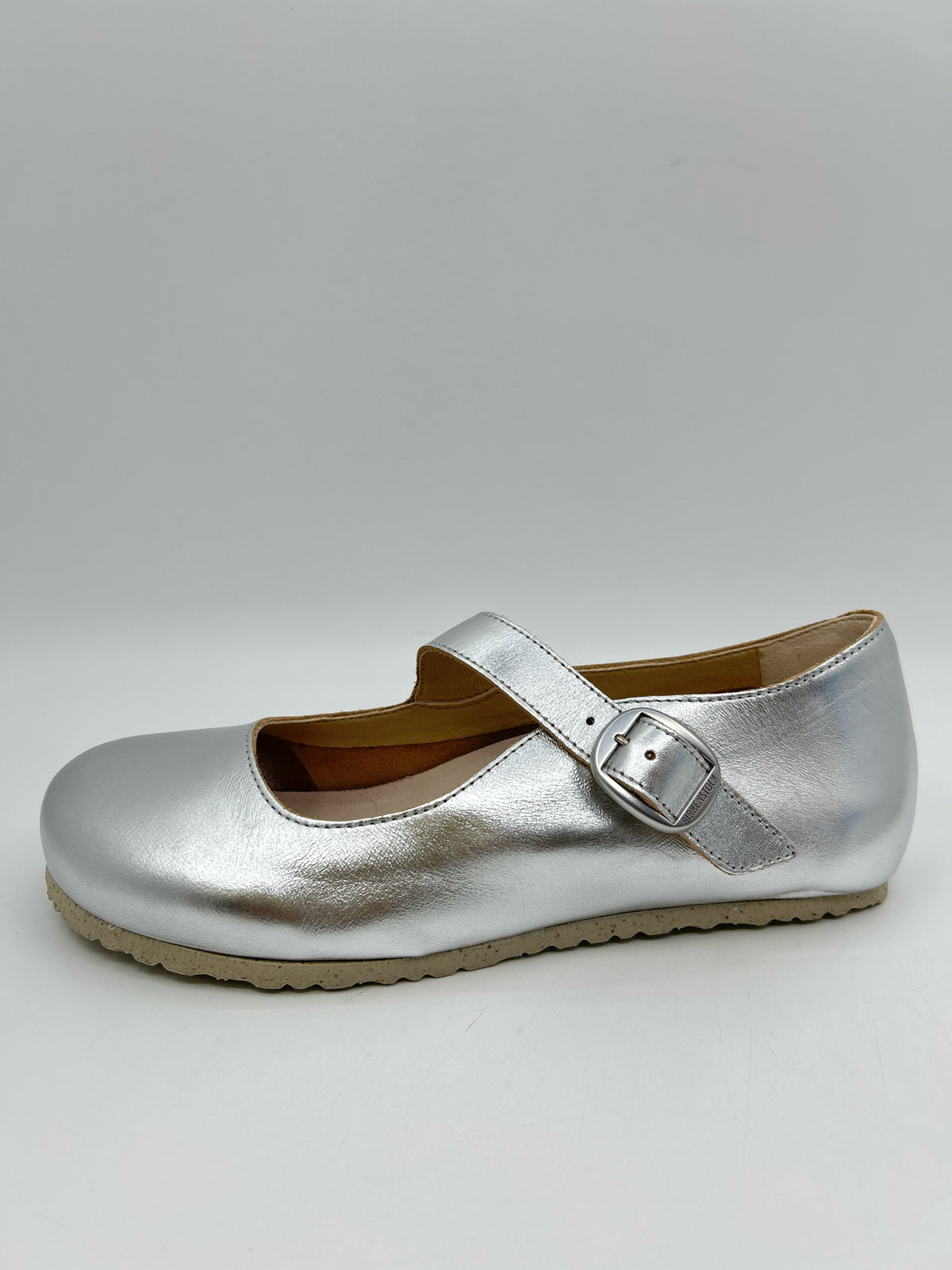 BIRKENSTOCK NIB Size 40 Metallic Silver Women Flats NIB