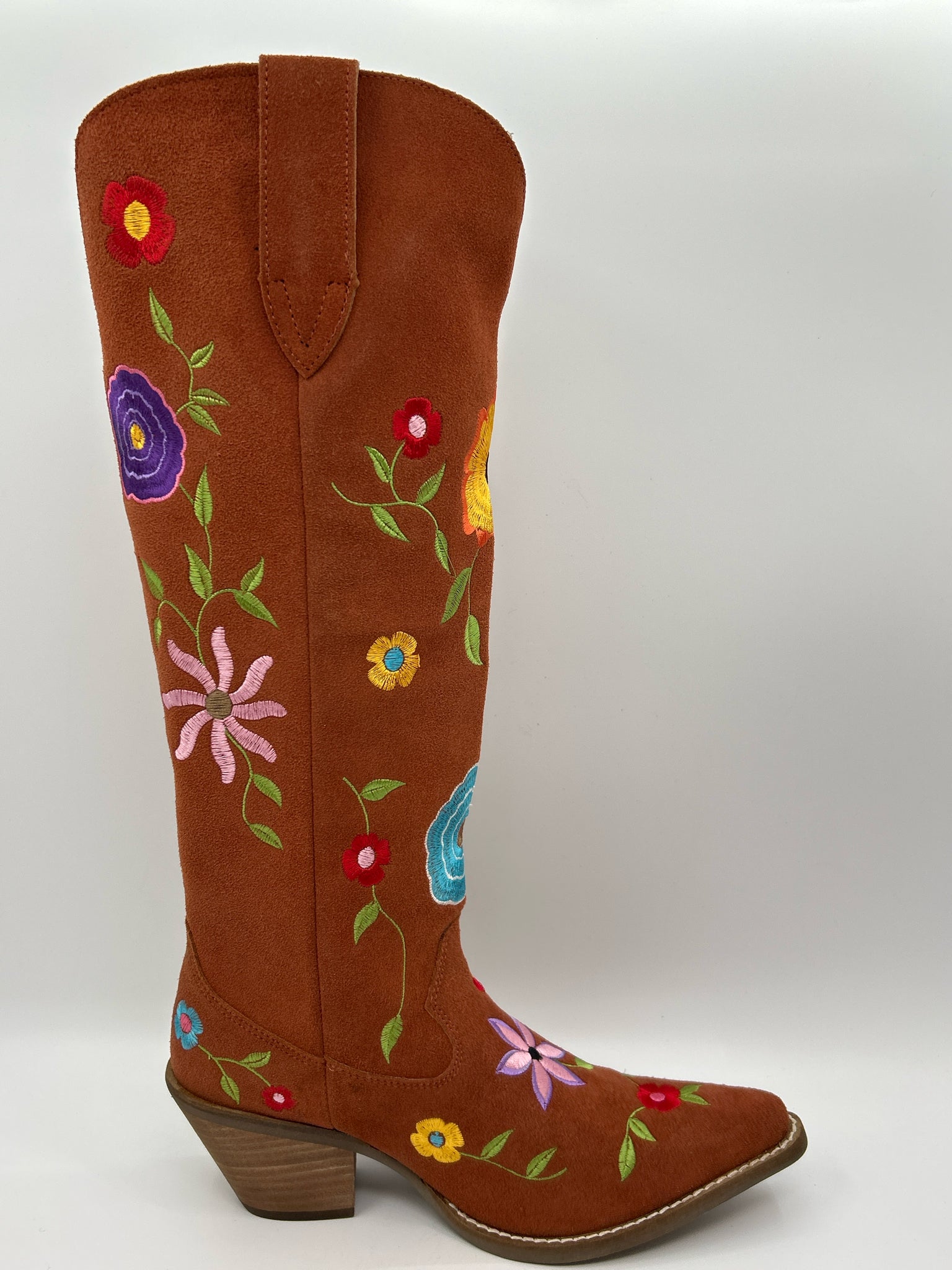 DINGO Size 8.5M RUST Women Boots