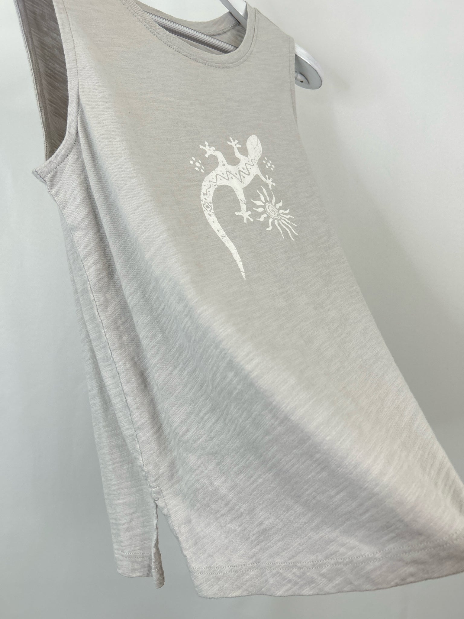 Escape by Habitat Clothes Size S lIGHT gRAY Women Tank Top