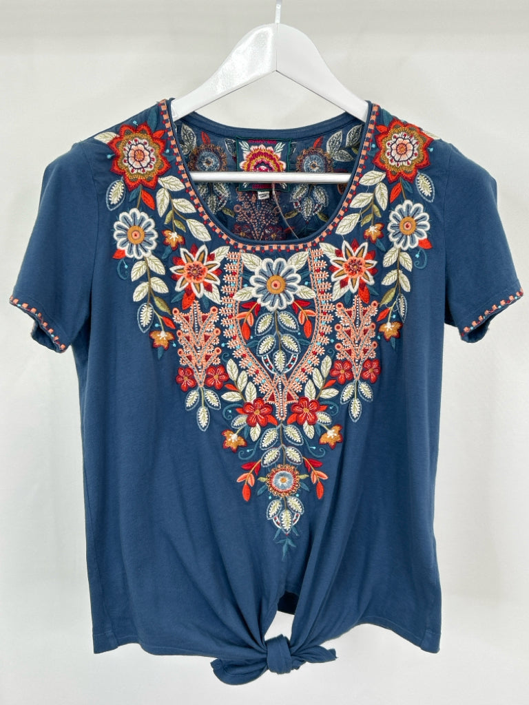 JOHNNY WAS Size XS Blue floral Women's Top