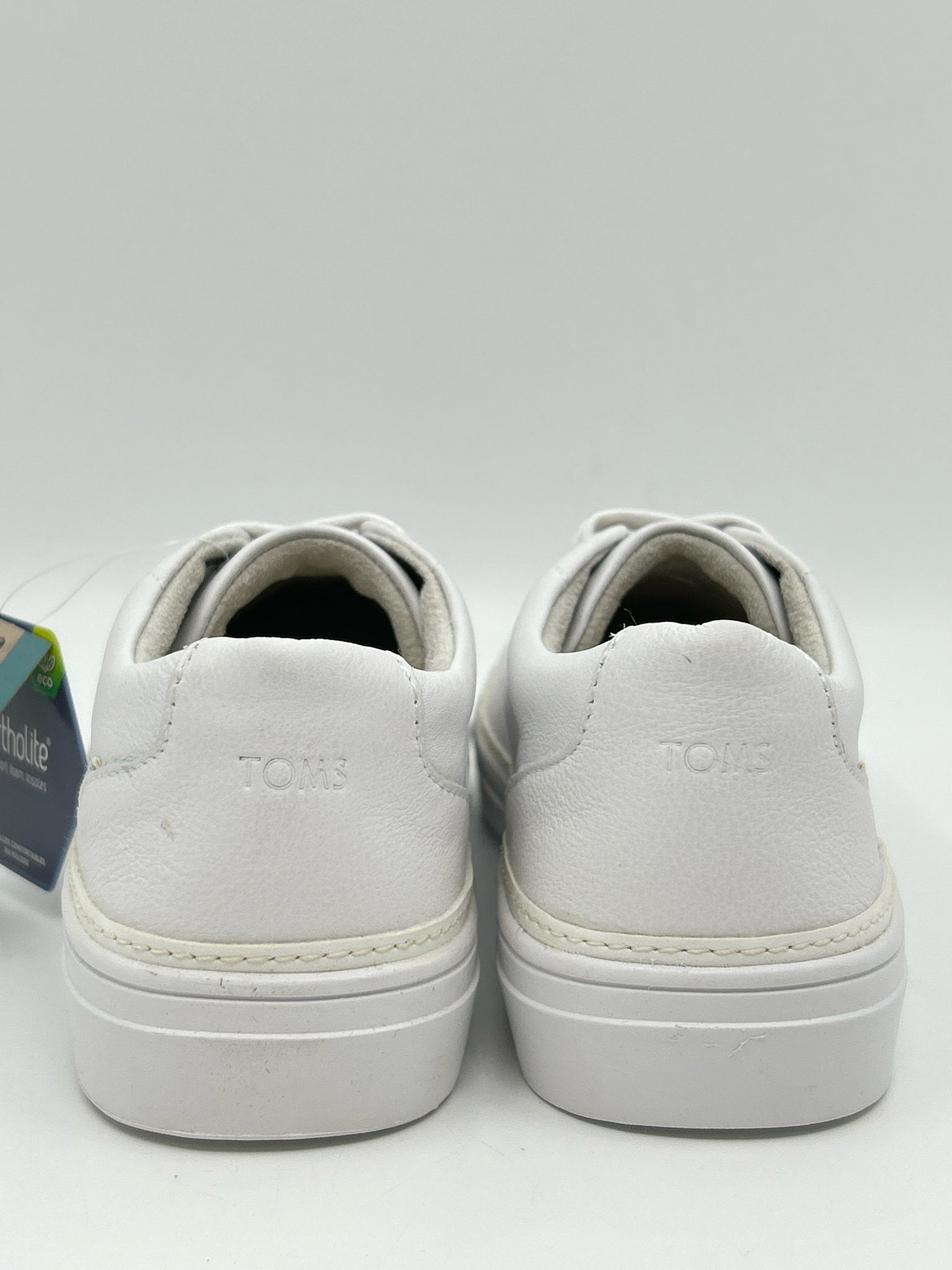 TOMS Size 8 White Women Sneakers