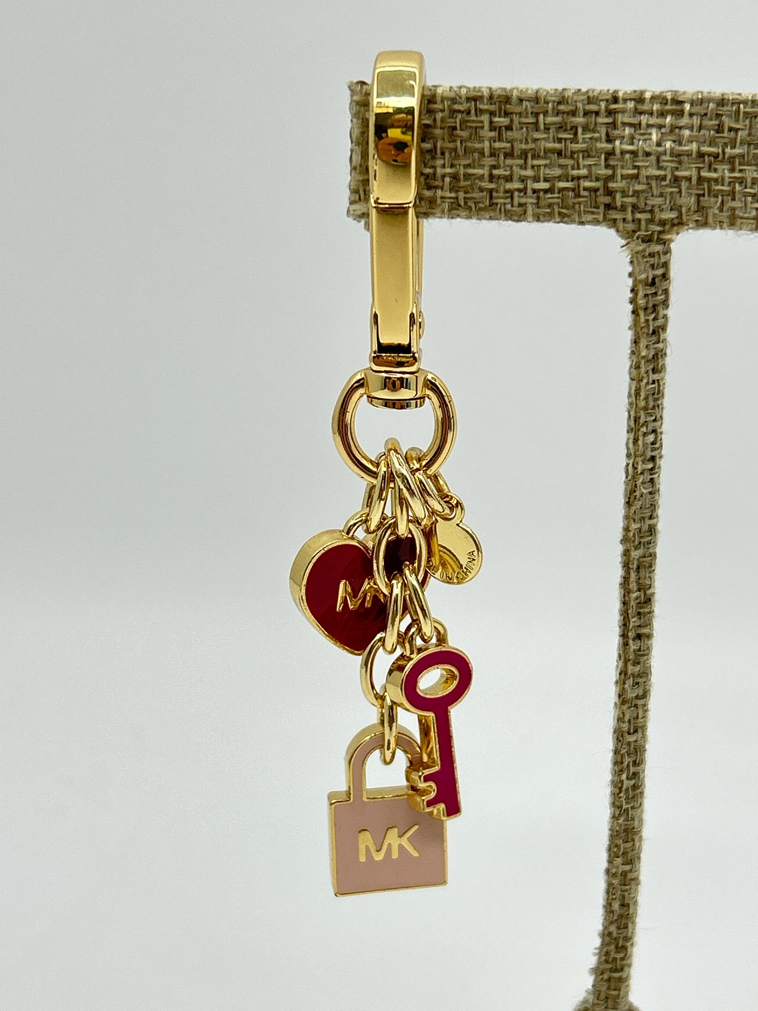 MICHAEL KORS Gold Key Chain