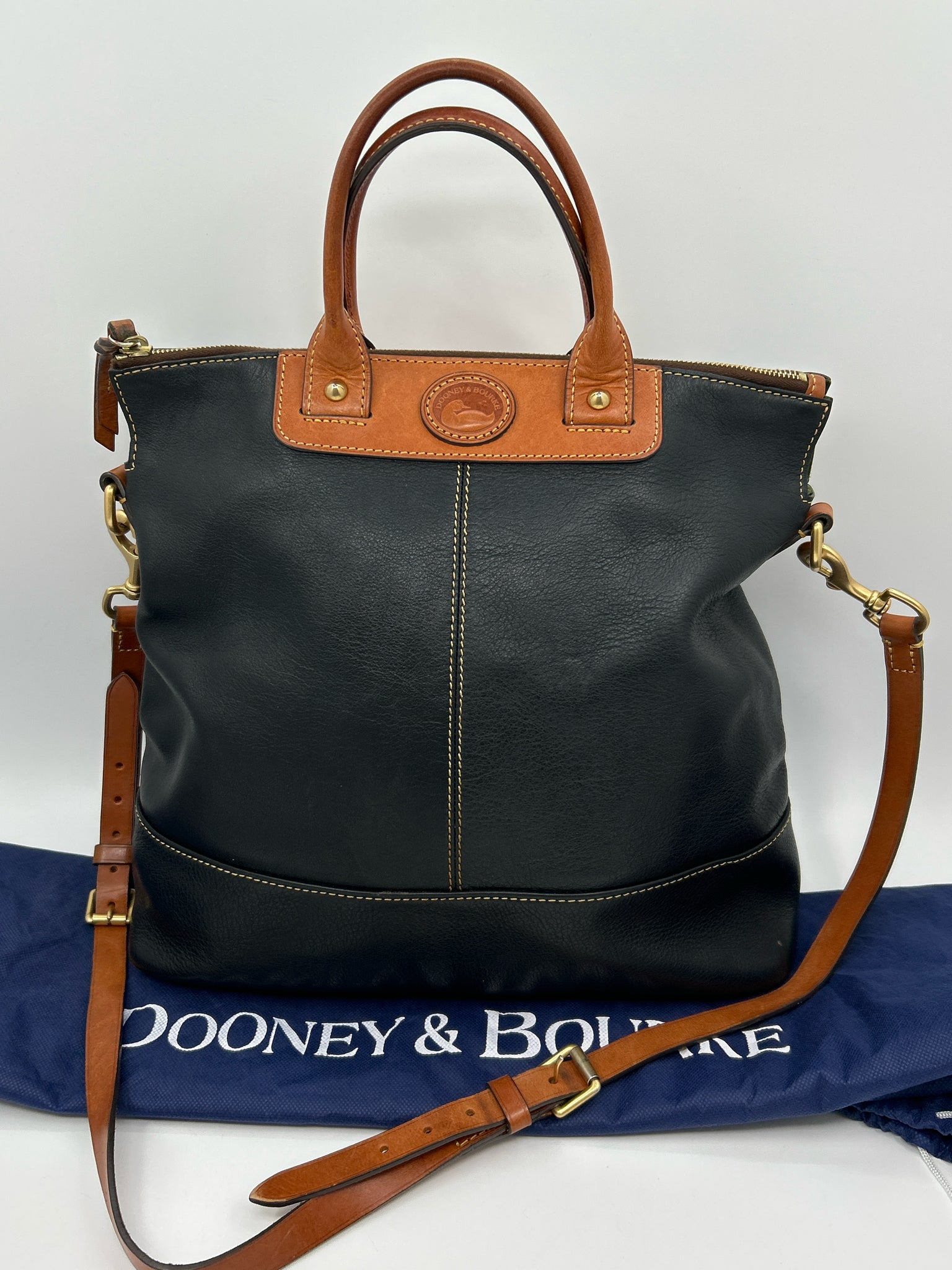 DOONEY & BOURKE Black Women Tote