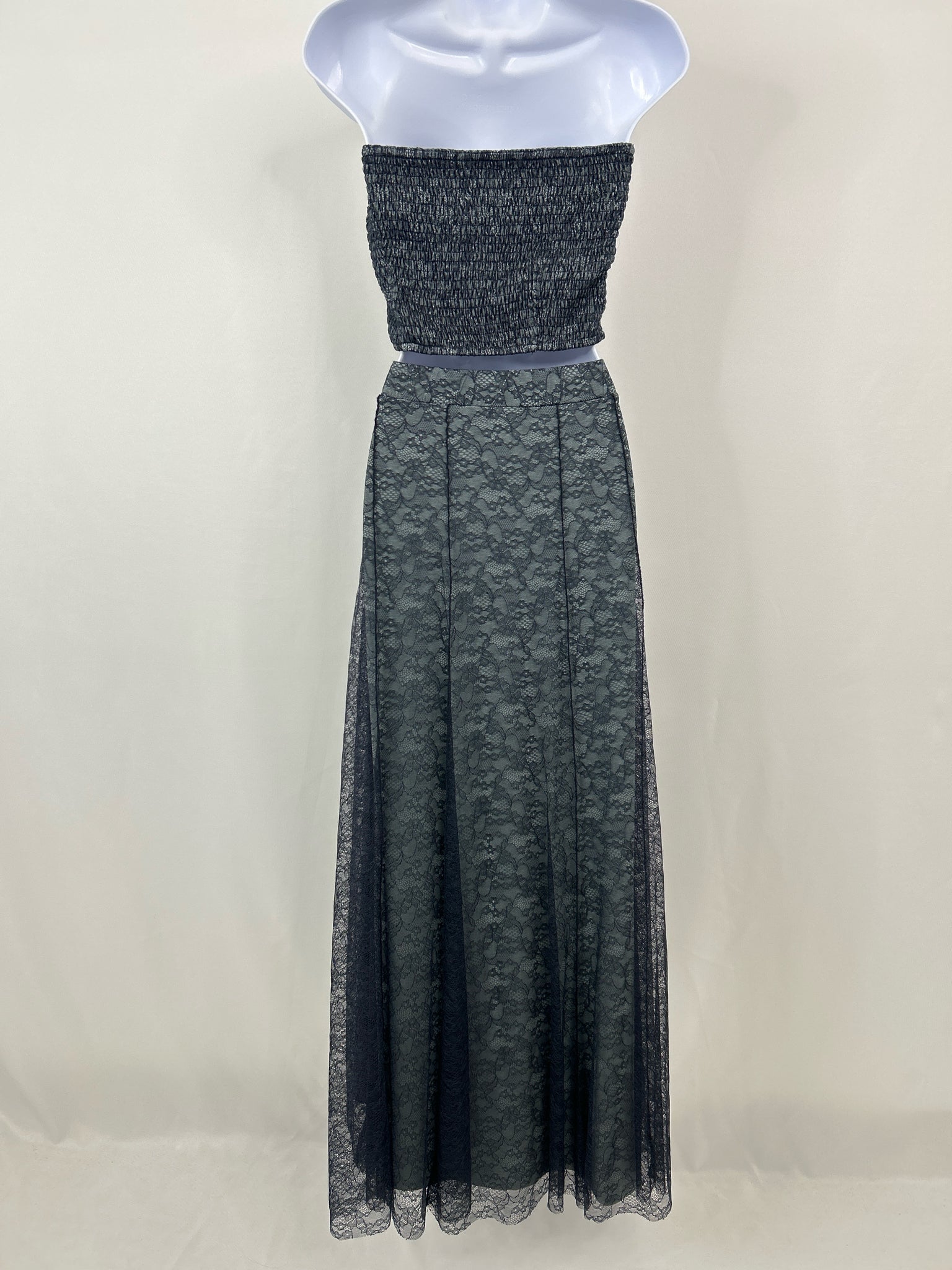 FREE PEOPLE Size L Navy Women 2-Piece w/Skirt