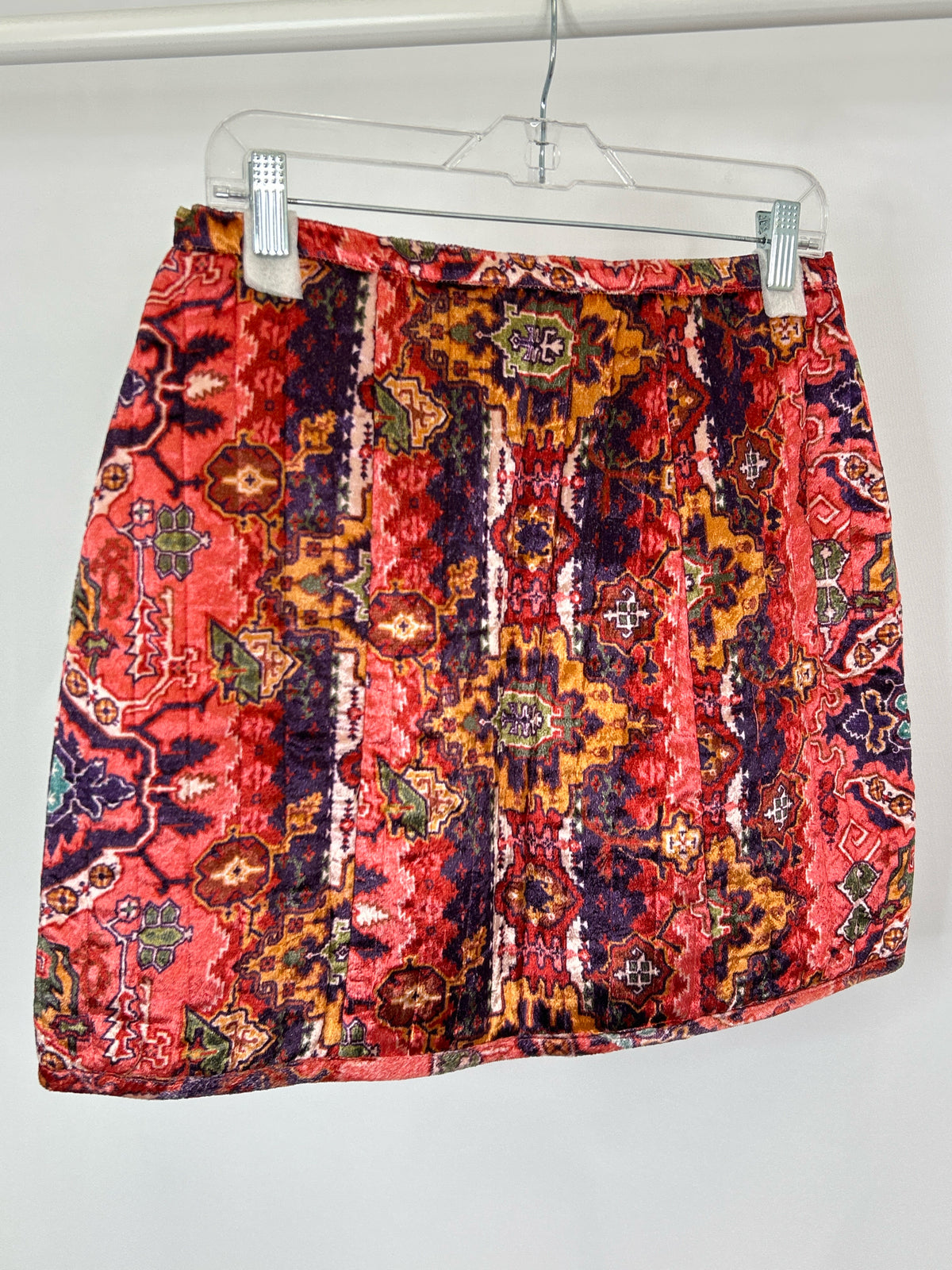 LOVE THE LABEL Size M Coral Print Women Skirt