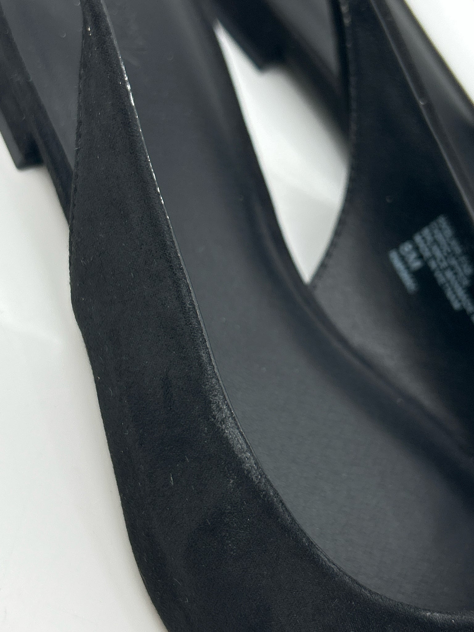NORDSTROM RACK Size 8M Black Women Flats