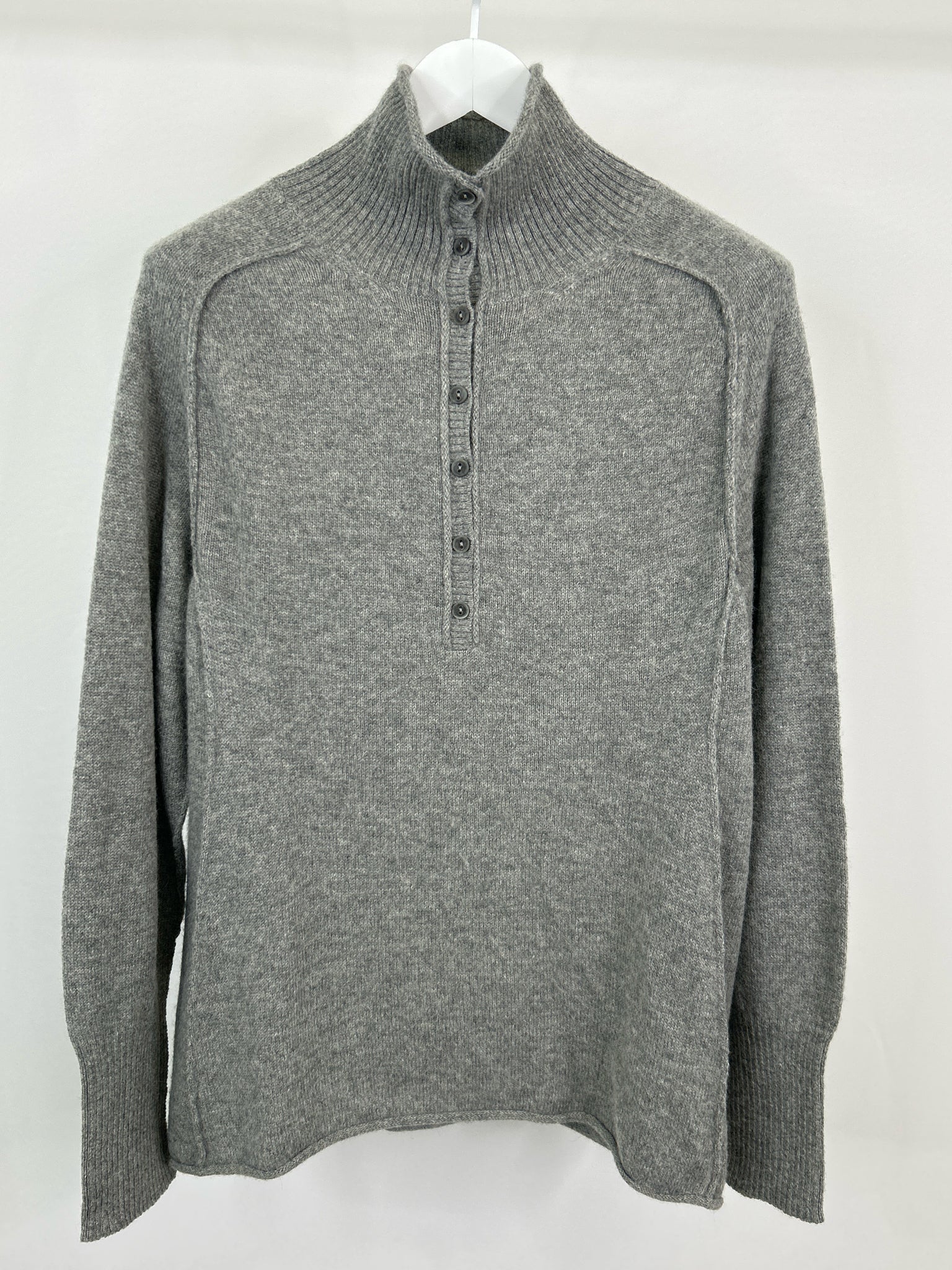 PERUVIAN CONNECTION Size XL Grey Women Sweater