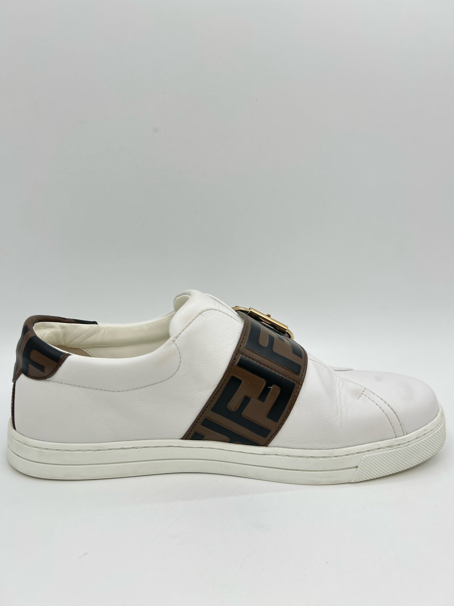 FENDI Size 38.5 White Women Sneakers