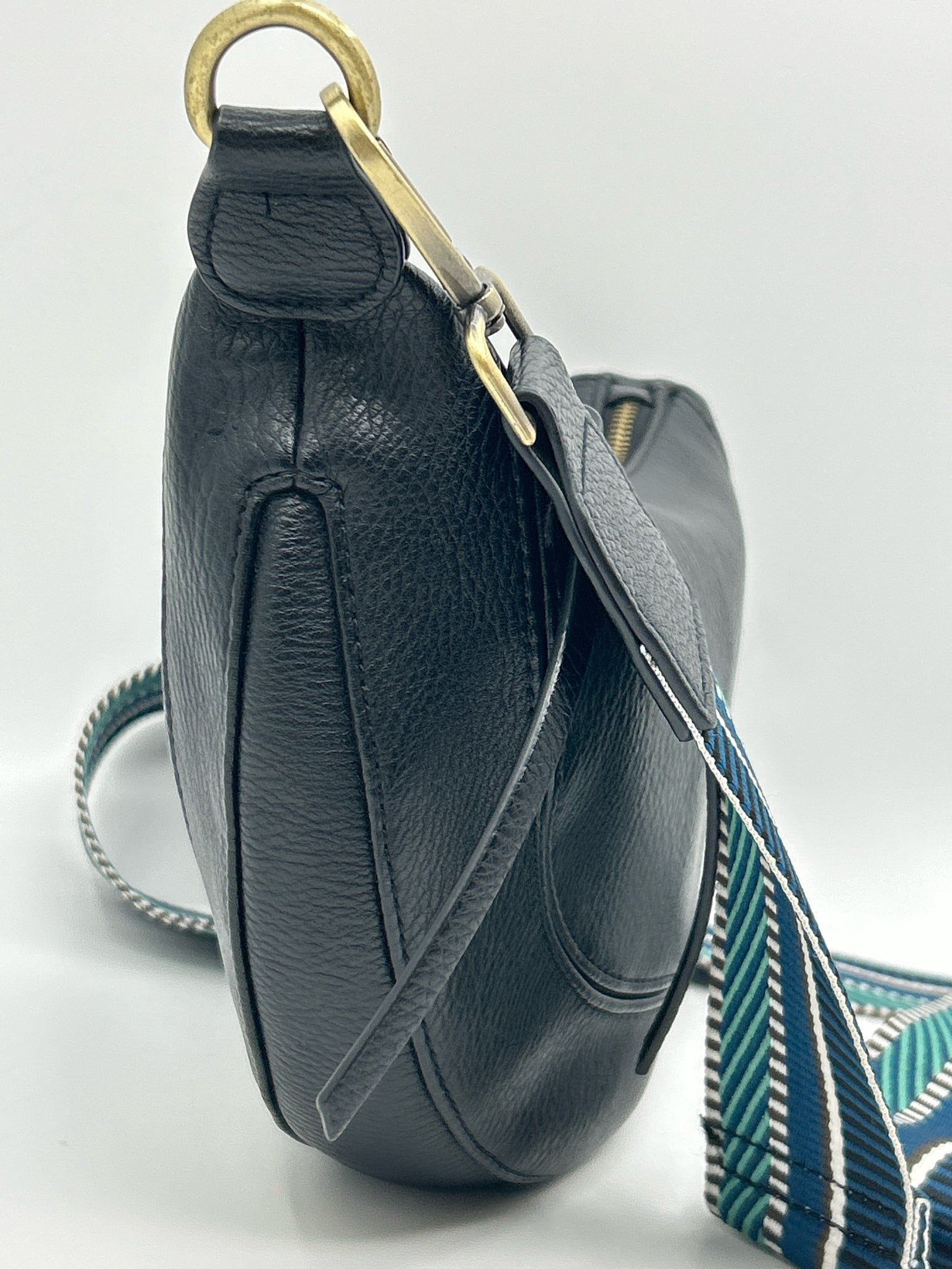 URBAN OUTFITTERS Black Women Purse