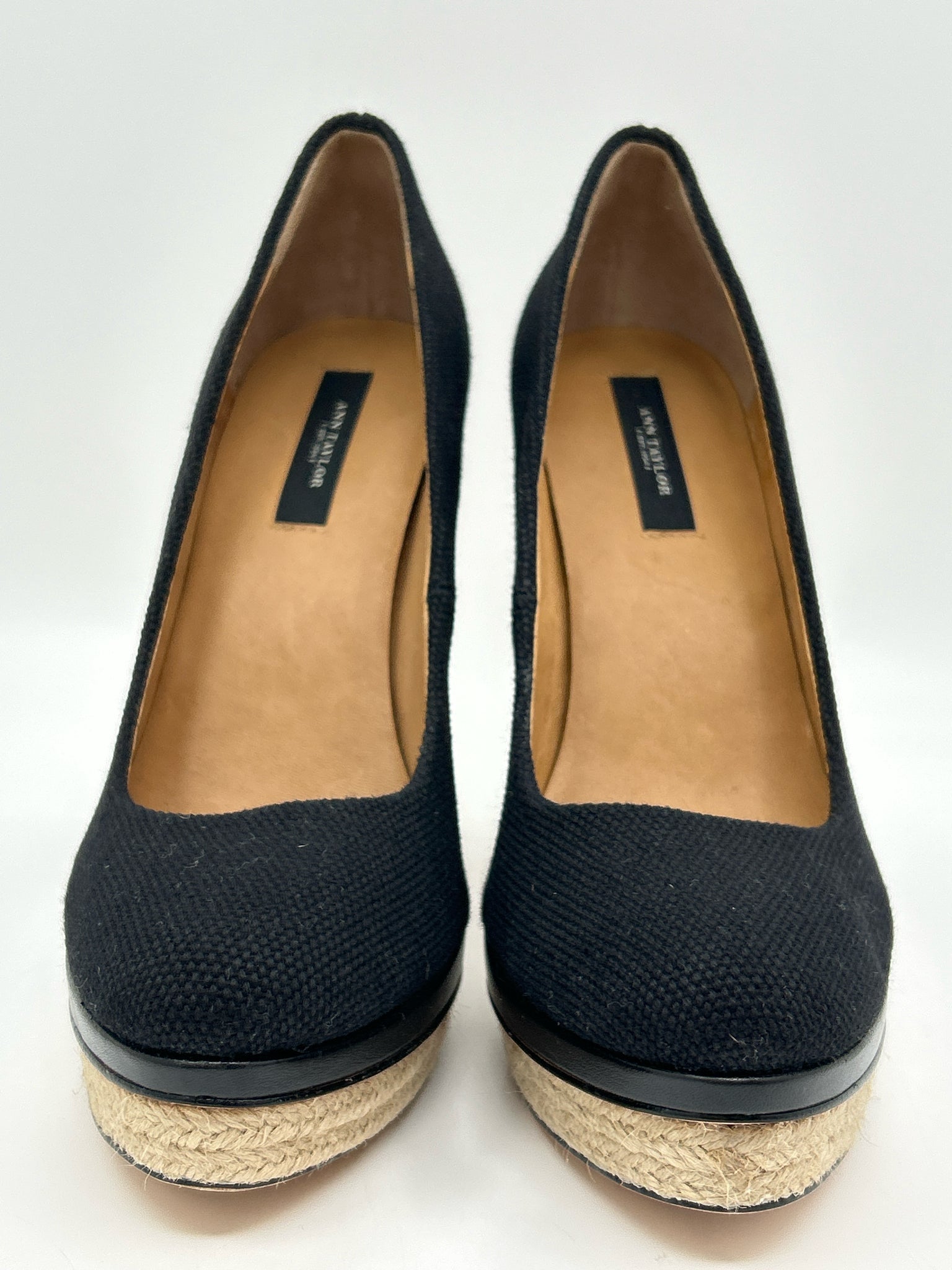 ANN TAYLOR Size 9M Black Women Pumps
