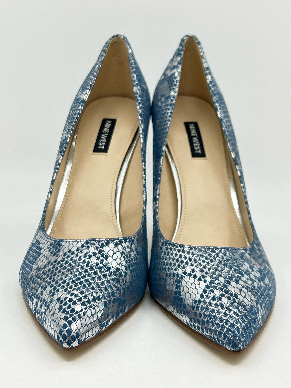NINE WEST Size 10.5 Blue Print Women Pumps