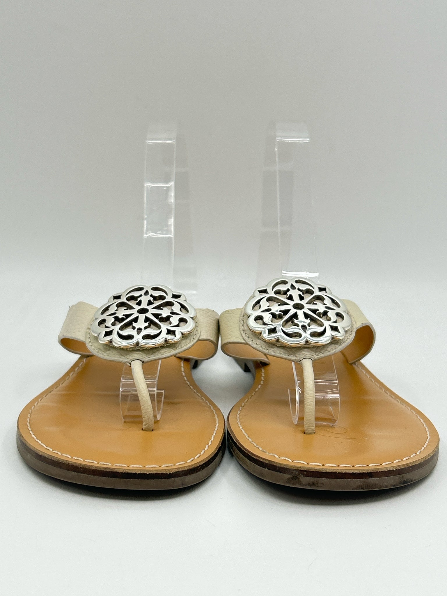 BRIGHTON Size 7M Ivory Women Sandal