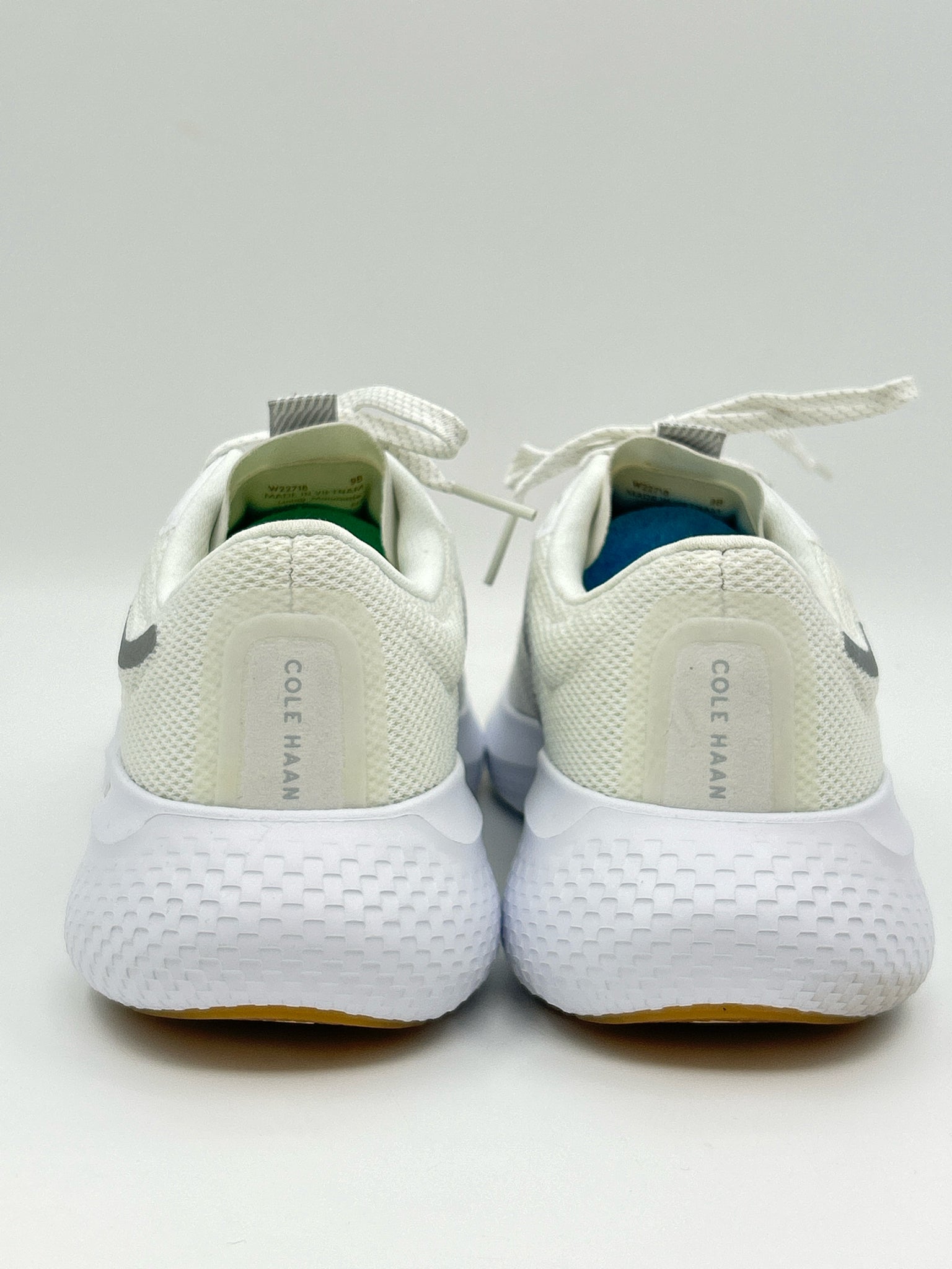 COLE HAAN Size 9B White Women Sneakers